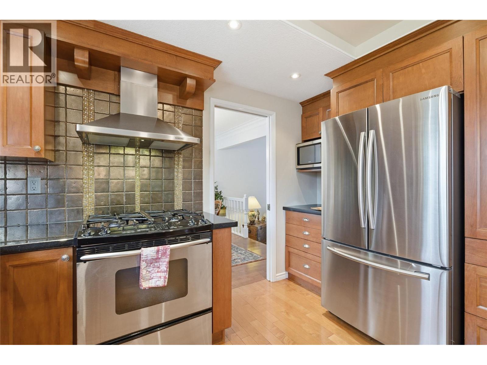 413 Robson Drive, Kamloops, British Columbia  V2E 1W2 - Photo 15 - 10384454