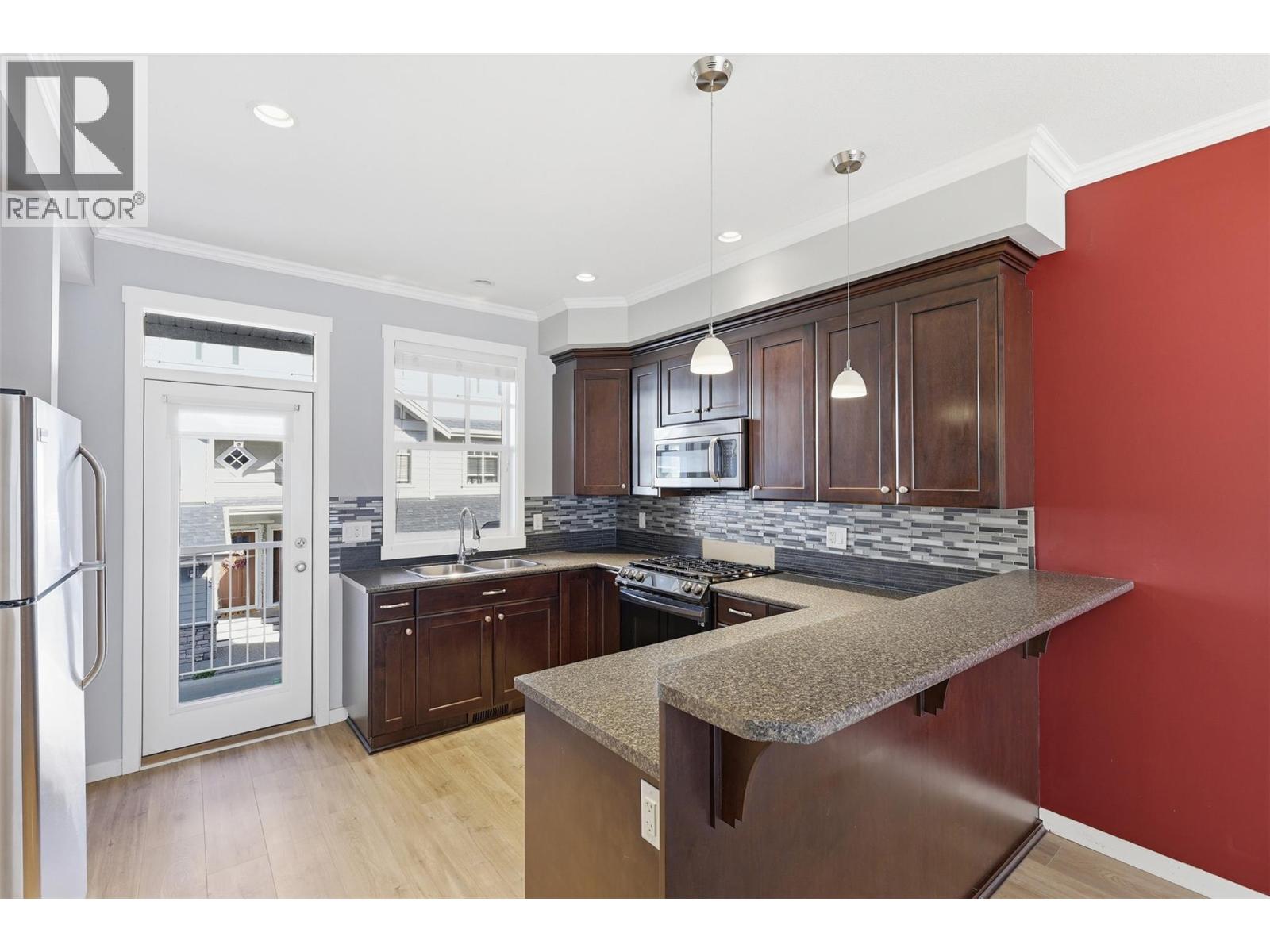 2860 Valleyview Drive Drive Unit# 44, Kamloops, British Columbia  V2C 0B3 - Photo 10 - 10384453