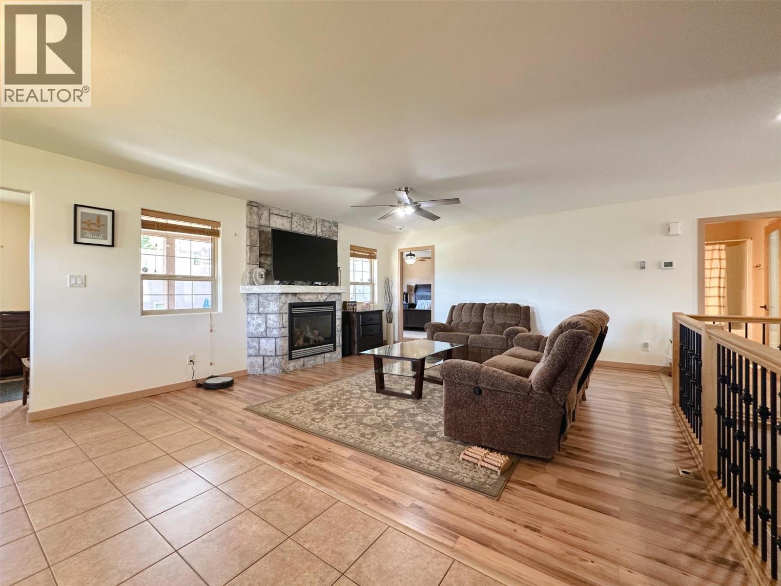 4005 Fairwinds Drive, Osoyoos, British Columbia  V0H 1V4 - Photo 14 - 10384023