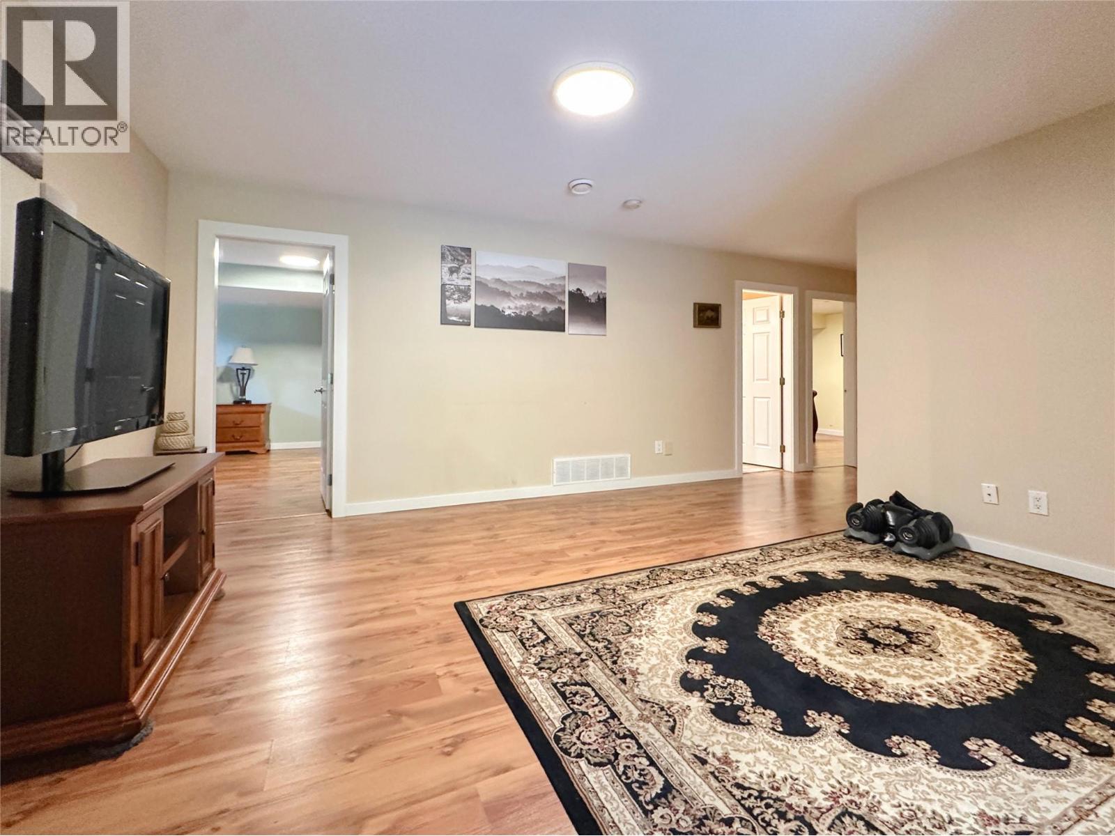 4005 Fairwinds Drive, Osoyoos, British Columbia  V0H 1V4 - Photo 32 - 10384023