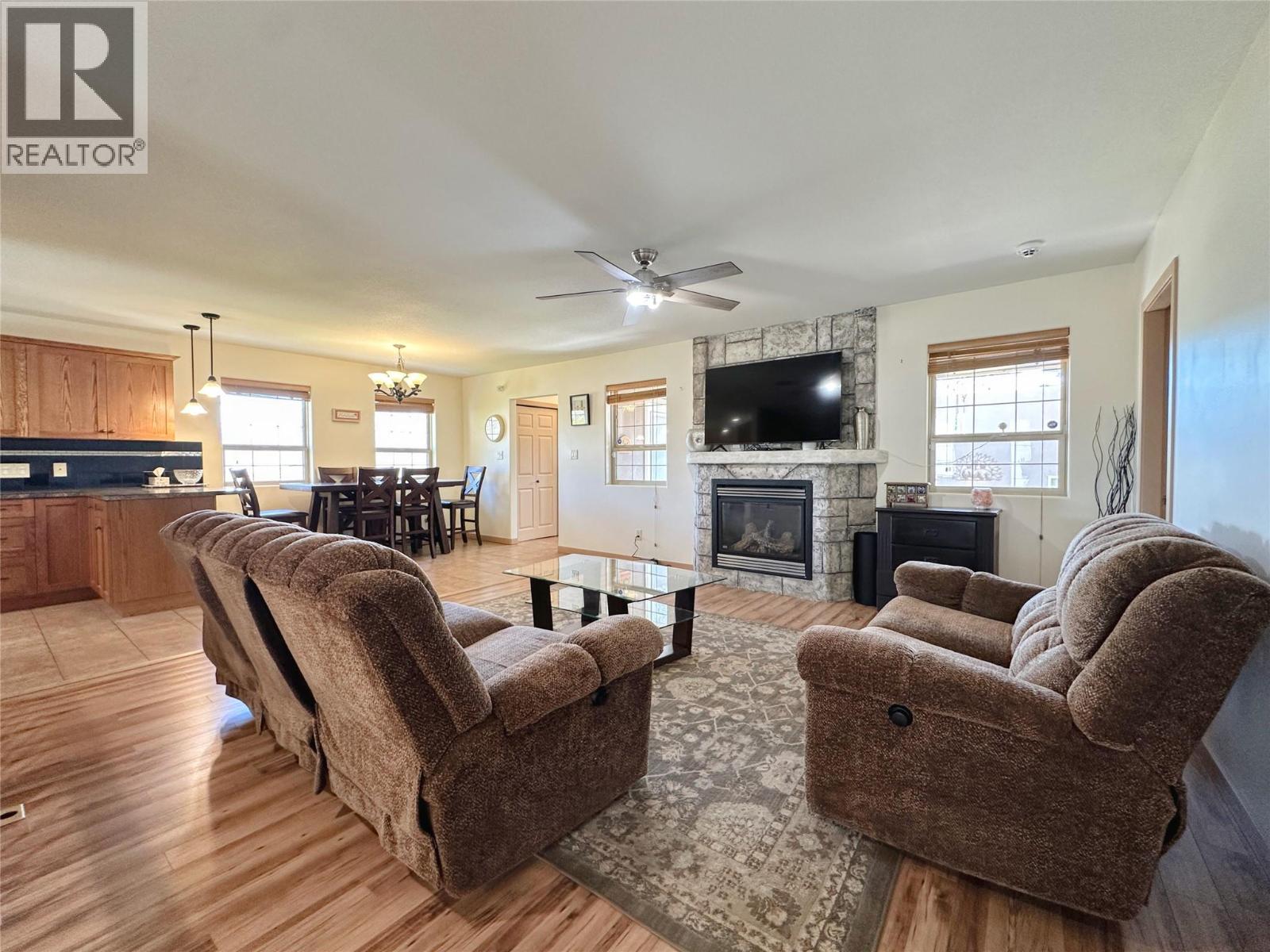 4005 Fairwinds Drive, Osoyoos, British Columbia  V0H 1V4 - Photo 8 - 10384023