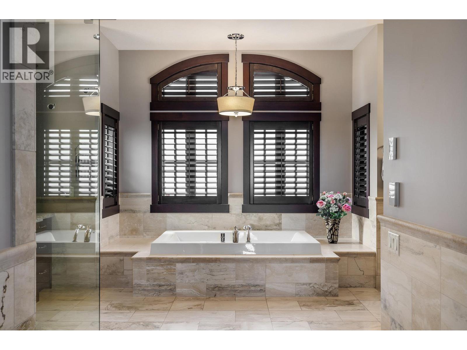 1524 Vineyard Drive, West Kelowna, British Columbia  V4T 2Y7 - Photo 8 - 10384328