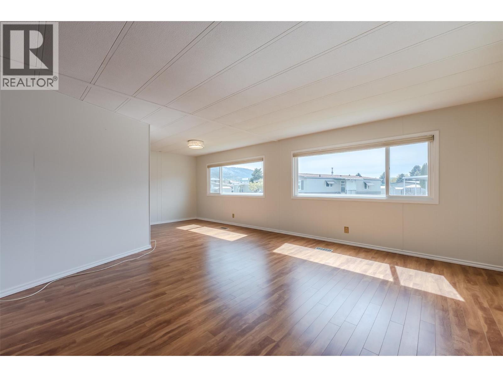 321 Yorkton Avenue Unit# 318, Penticton, British Columbia  V2A 3V6 - Photo 12 - 10383816