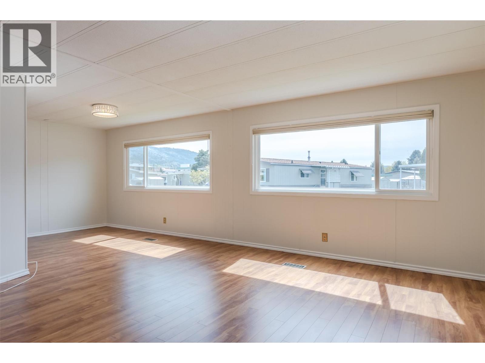 321 Yorkton Avenue Unit# 318, Penticton, British Columbia  V2A 3V6 - Photo 13 - 10383816