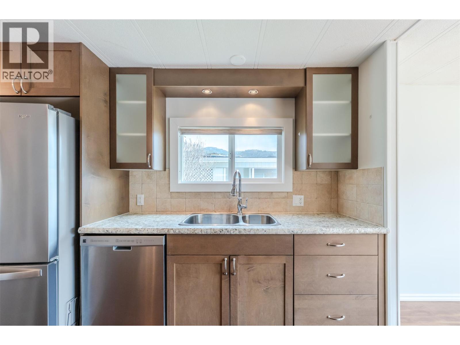 321 Yorkton Avenue Unit# 318, Penticton, British Columbia  V2A 3V6 - Photo 6 - 10383816