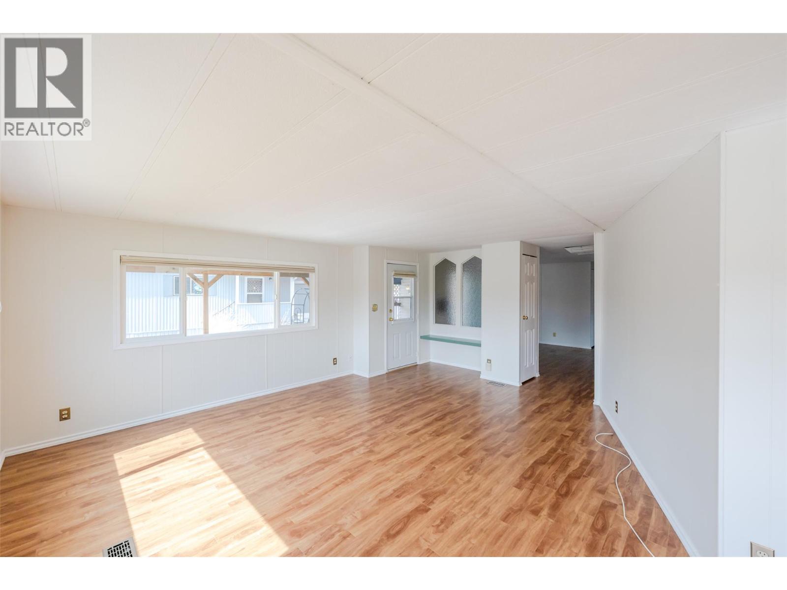 321 Yorkton Avenue Unit# 318, Penticton, British Columbia  V2A 3V6 - Photo 8 - 10383816