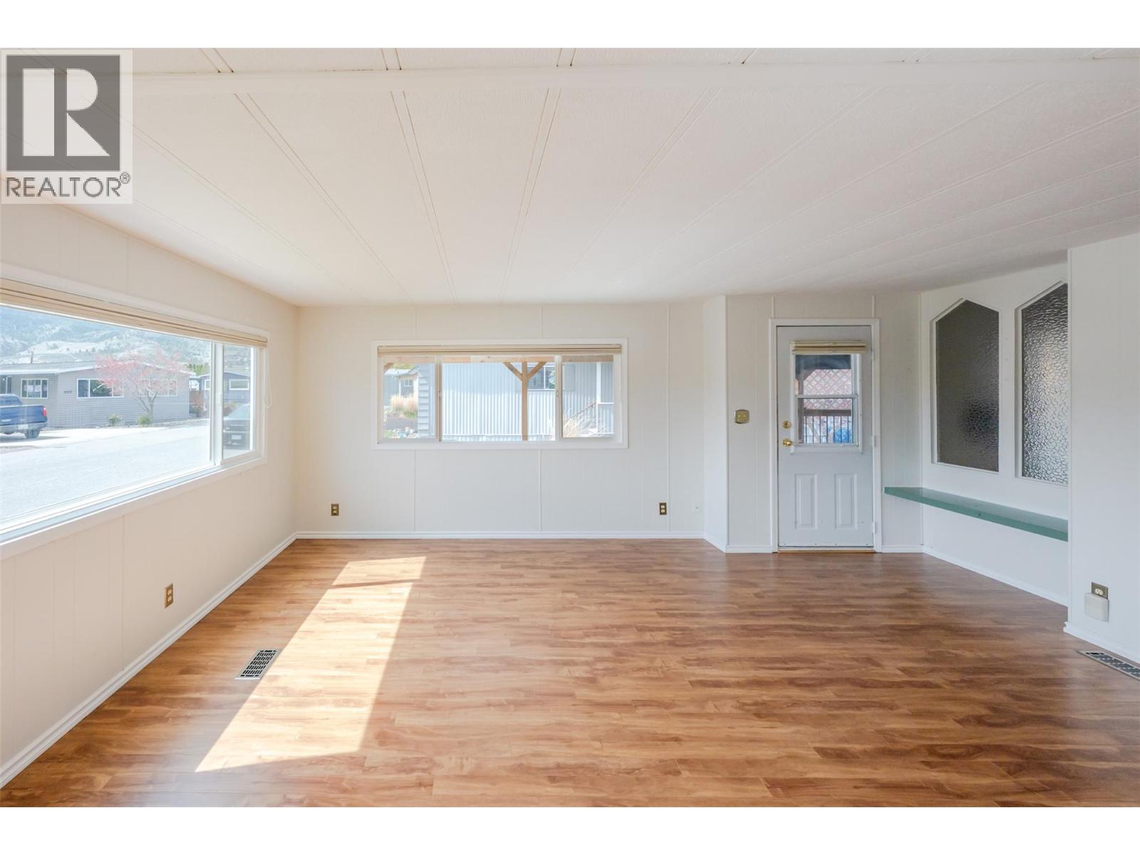 321 Yorkton Avenue Unit# 318, Penticton, British Columbia  V2A 3V6 - Photo 9 - 10383816