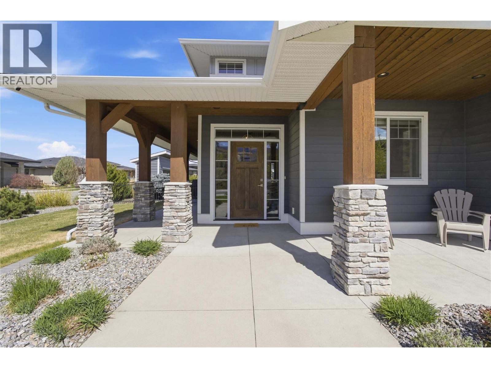 1398 Fawn Run Drive, Kelowna, British Columbia  V1W 5L3 - Photo 2 - 10382983