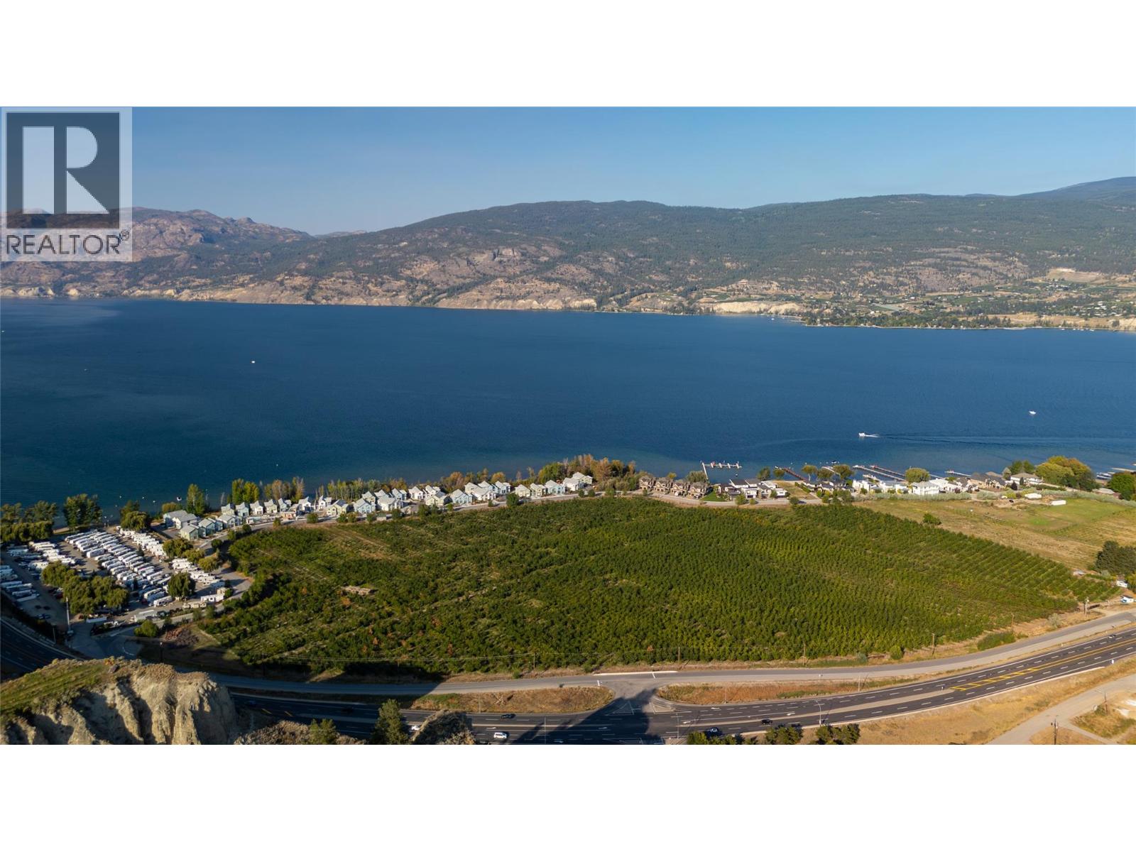 4500 Landry Crescent, Summerland, British Columbia  V0H 1Z9 - Photo 3 - 10384300