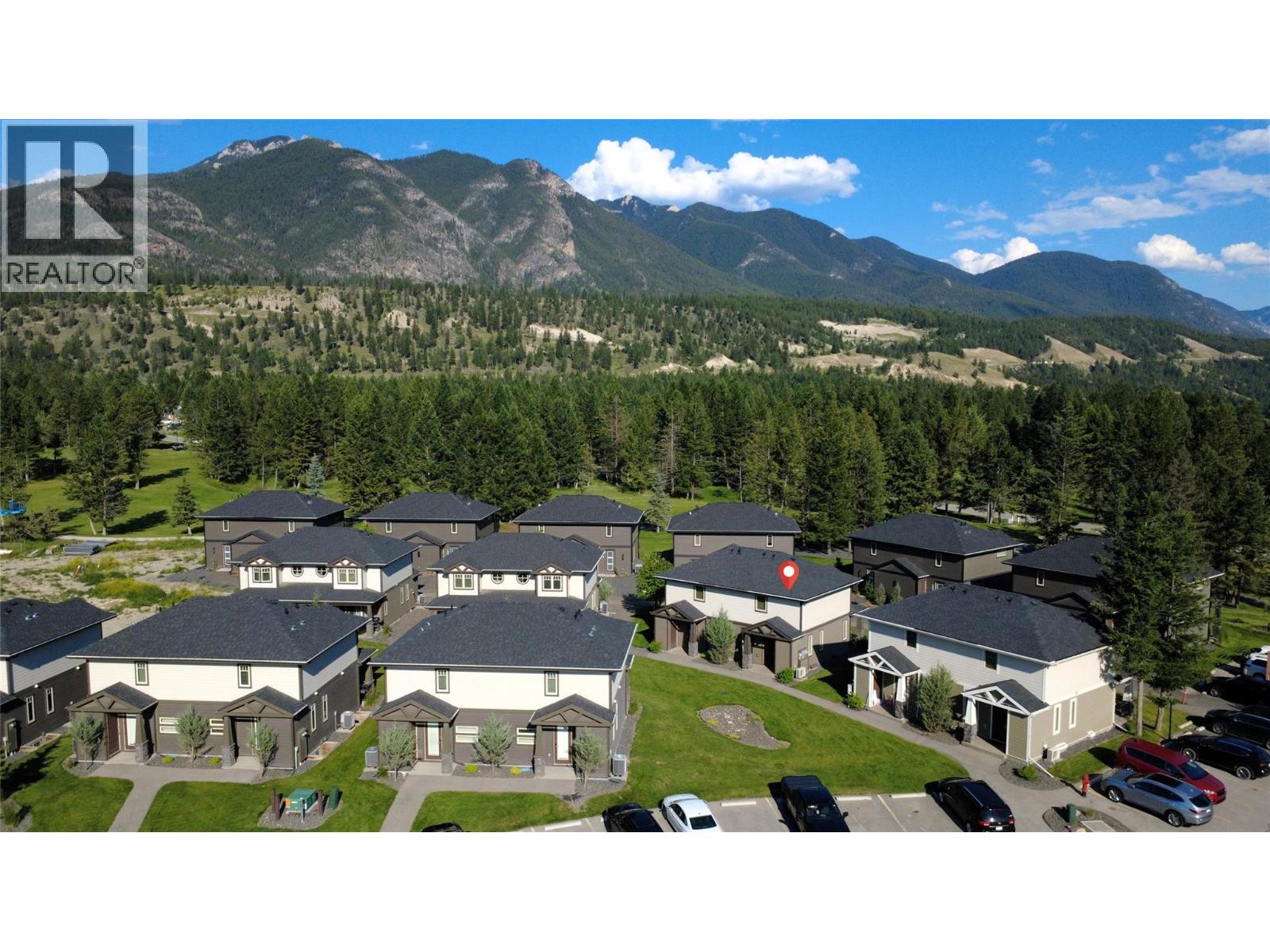 900 Bighorn Boulevard Unit# 915 E, Radium Hot Springs, British Columbia  V0A 1M0 - Photo 3 - 10384125