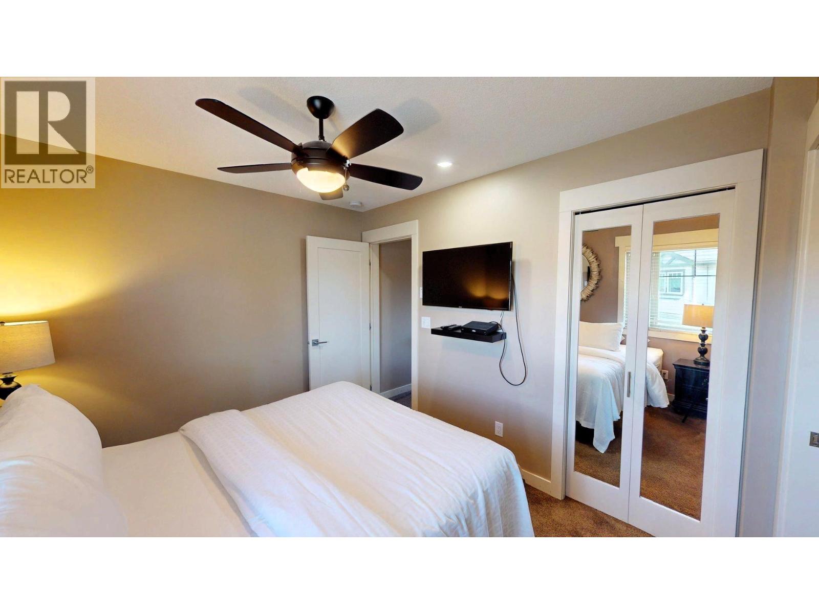 900 Bighorn Boulevard Unit# 915 E, Radium Hot Springs, British Columbia  V0A 1M0 - Photo 38 - 10384125