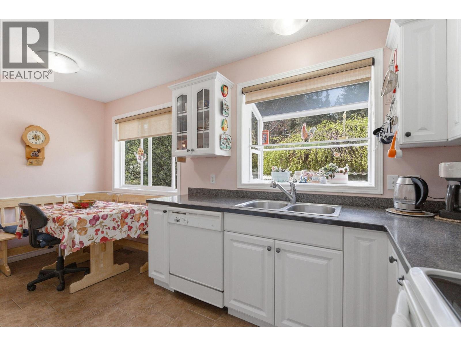 3193 Mcleod Road, West Kelowna, British Columbia  V4T 1A6 - Photo 16 - 10383841