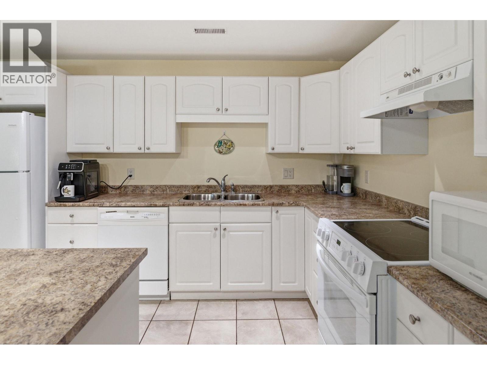 3193 Mcleod Road, West Kelowna, British Columbia  V4T 1A6 - Photo 23 - 10383841