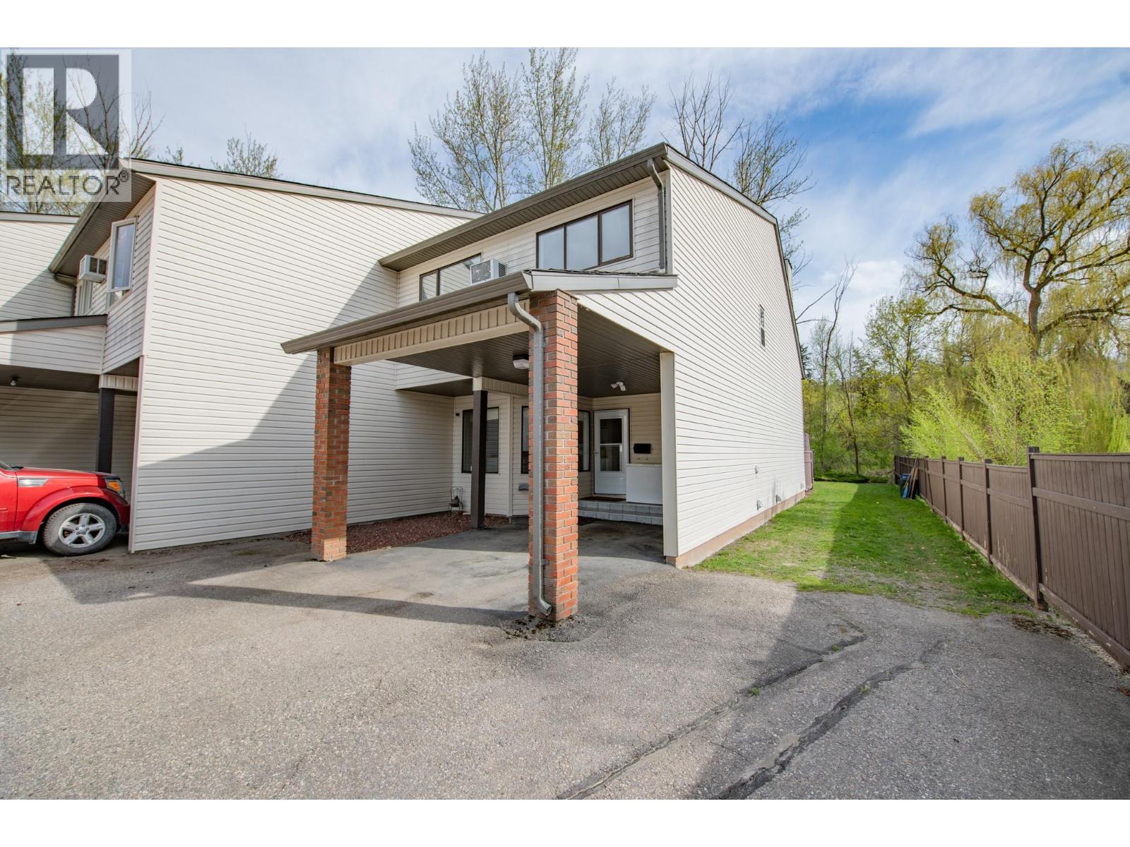 4004 24 Avenue Unit# 9, Vernon, British Columbia  V1T 1M2 - Photo 1 - 10384455