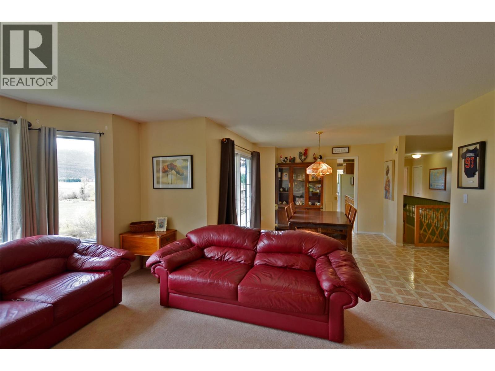 3421 Highway 6 Highway, Lumby, British Columbia  V0E 2G7 - Photo 19 - 10384227