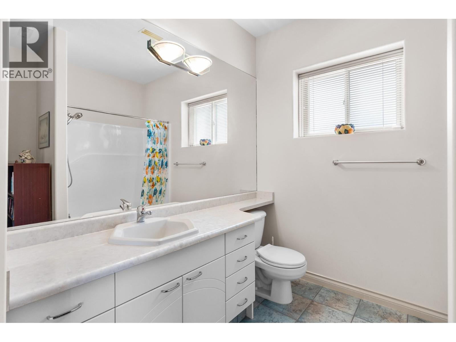 307 Sandpiper Court, Kelowna, British Columbia  V1W 4K7 - Photo 15 - 10383126