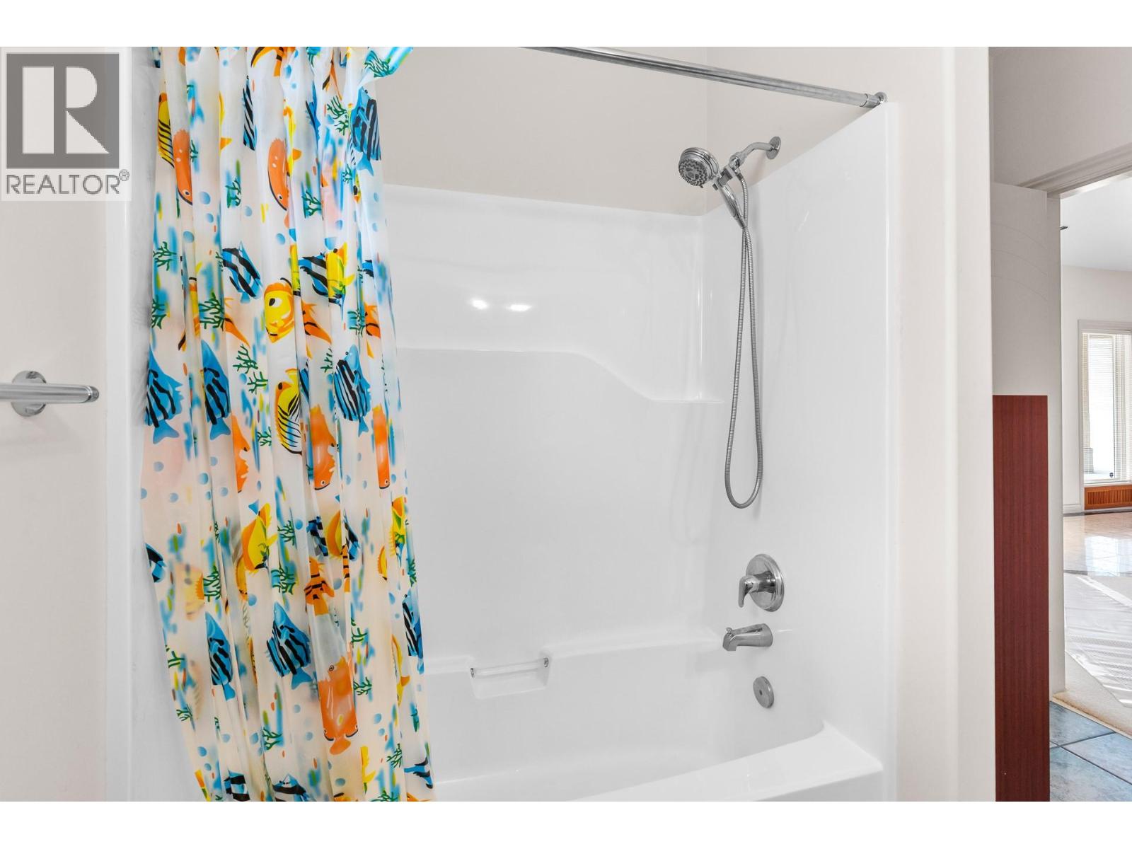 307 Sandpiper Court, Kelowna, British Columbia  V1W 4K7 - Photo 16 - 10383126