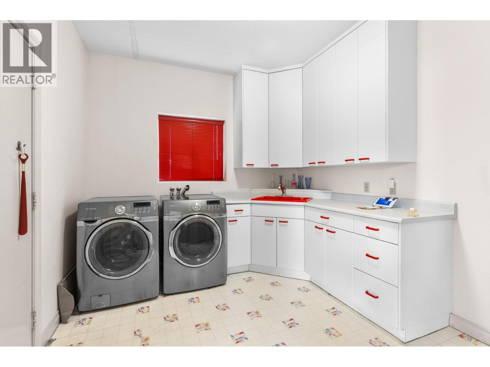 307 Sandpiper Court, Kelowna, British Columbia  V1W 4K7 - Photo 18 - 10383126