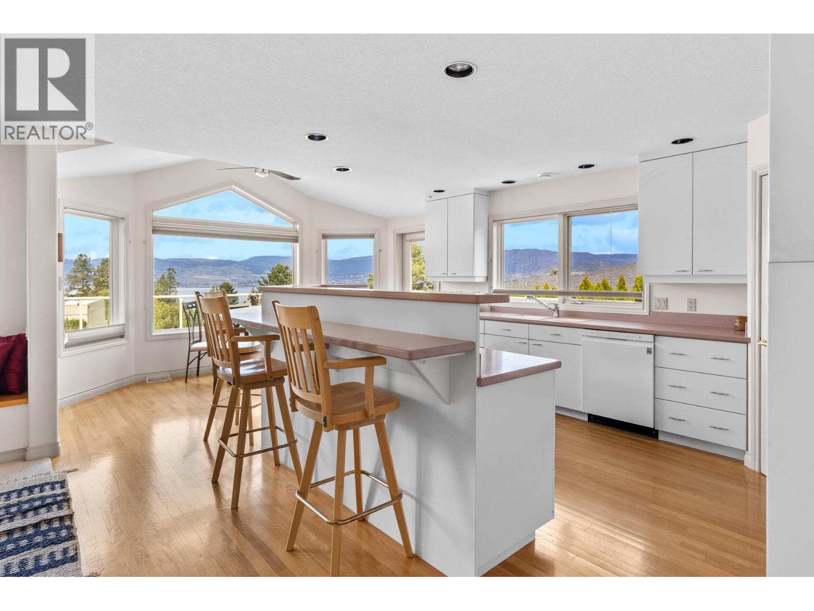 307 Sandpiper Court, Kelowna, British Columbia  V1W 4K7 - Photo 24 - 10383126