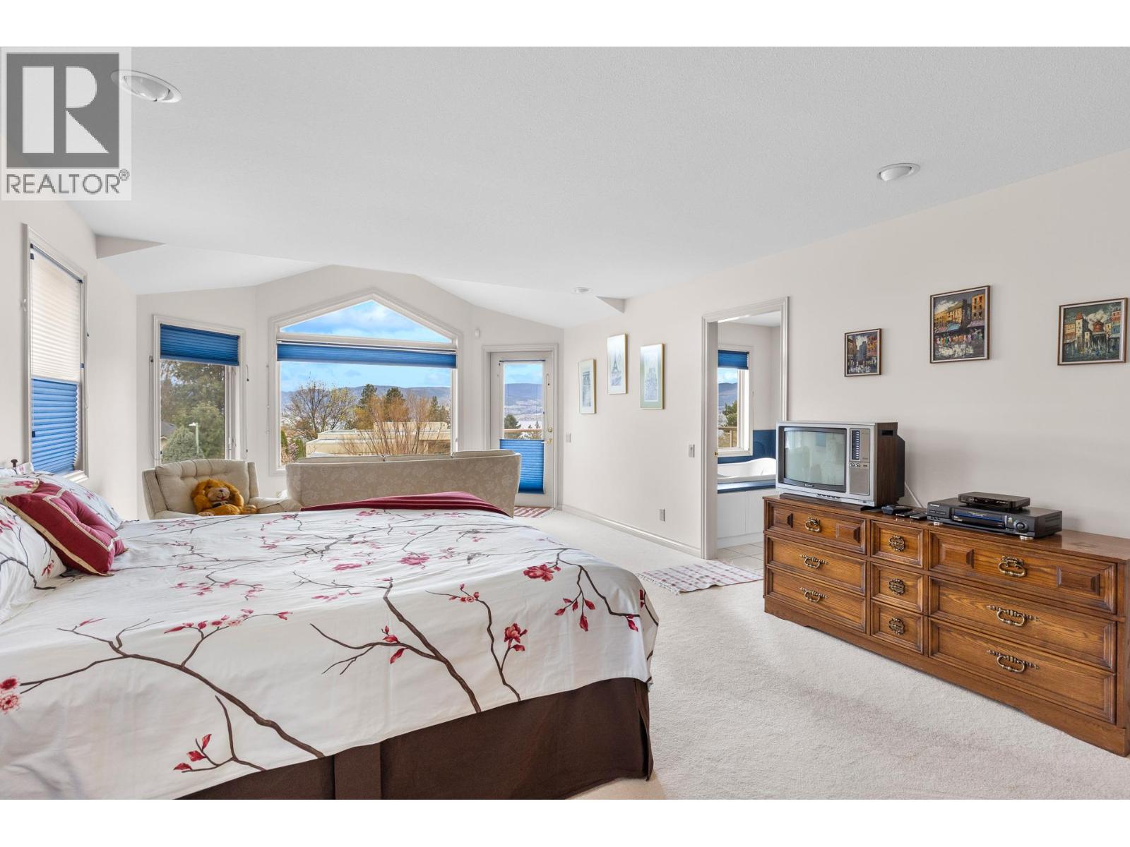 307 Sandpiper Court, Kelowna, British Columbia  V1W 4K7 - Photo 42 - 10383126