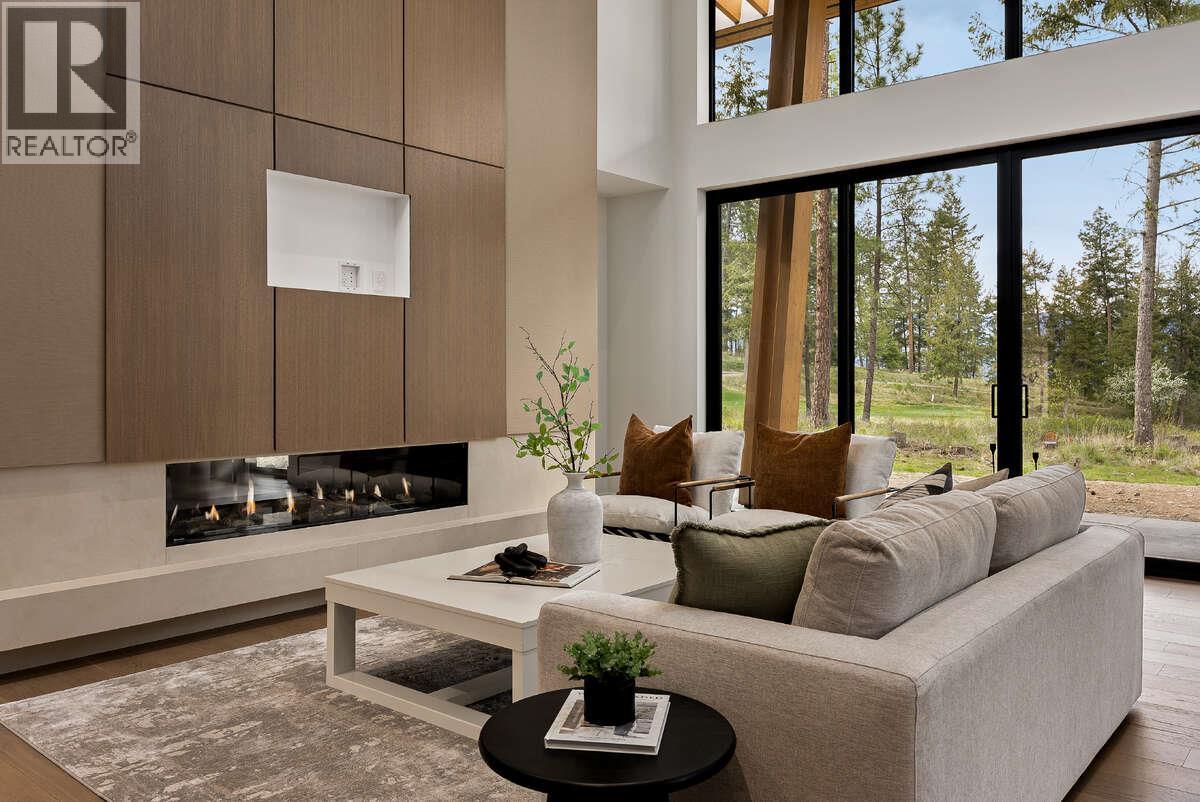 822 Predator Ridge Drive, Vernon, British Columbia  V1H 1G4 - Photo 12 - 10384486