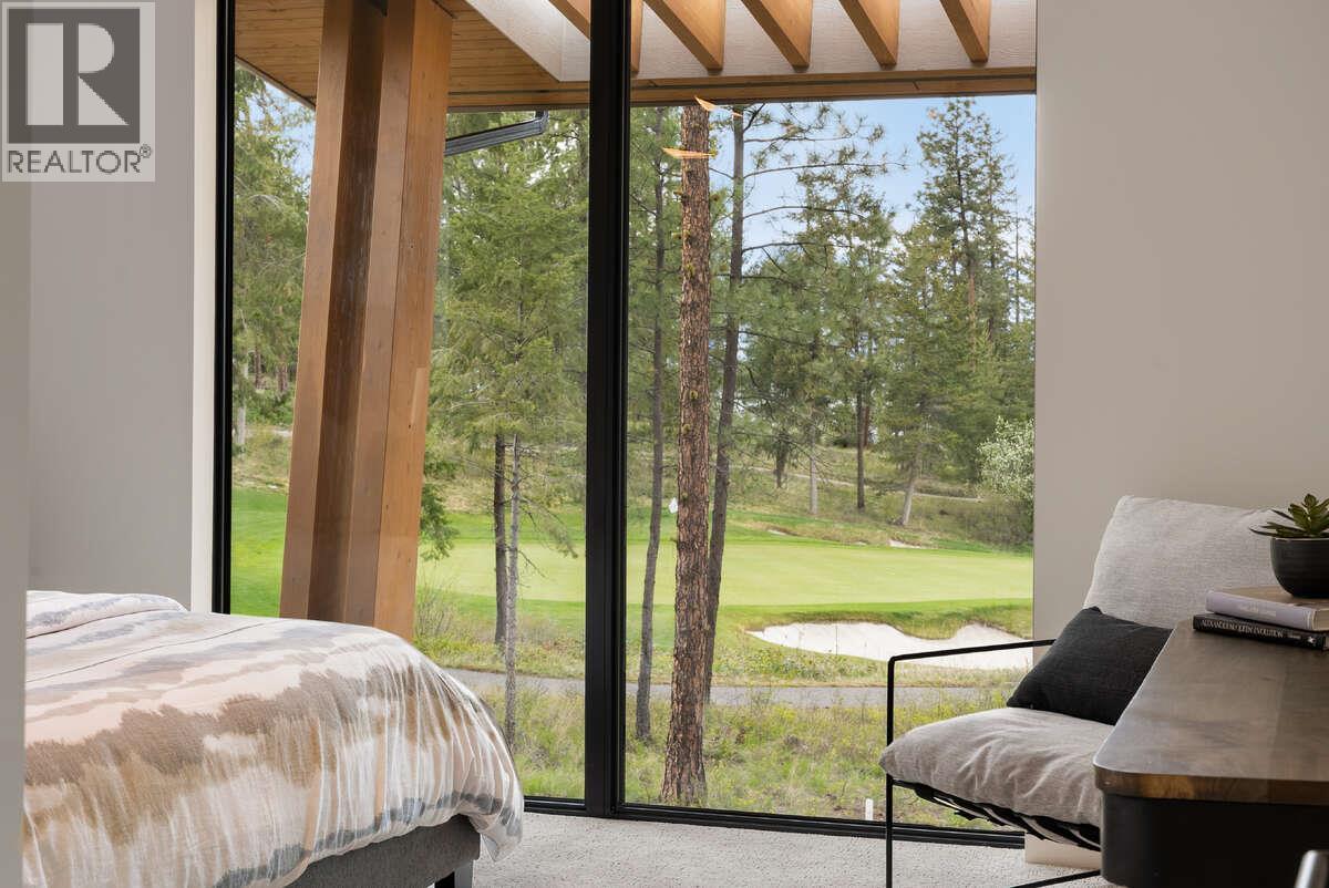 822 Predator Ridge Drive, Vernon, British Columbia  V1H 1G4 - Photo 20 - 10384486