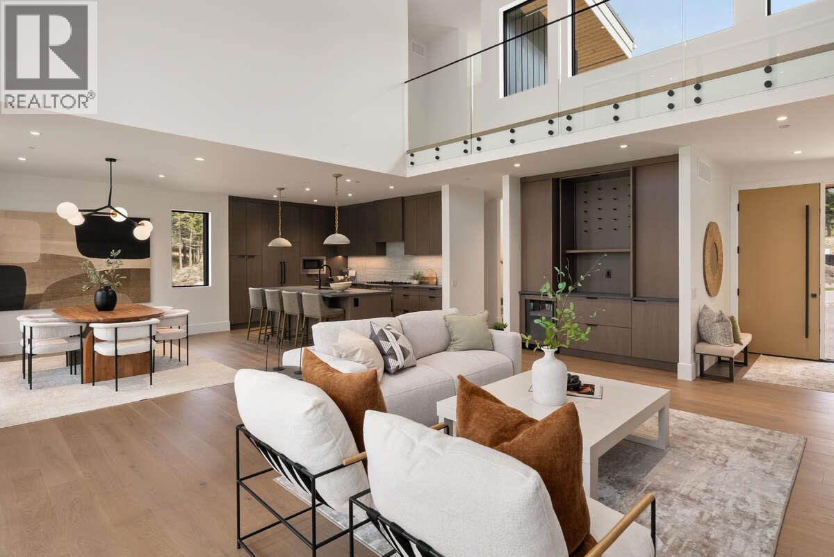 822 Predator Ridge Drive, Vernon, British Columbia  V1H 1G4 - Photo 7 - 10384486