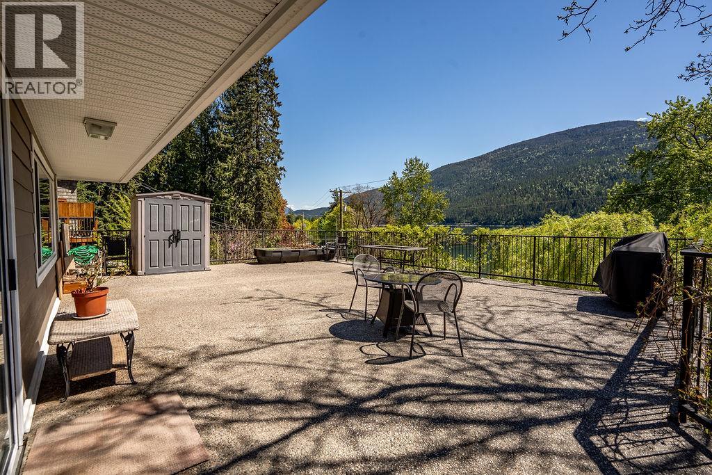 2465 3a Highway, Nelson, British Columbia  V1L 6K7 - Photo 40 - 10384192