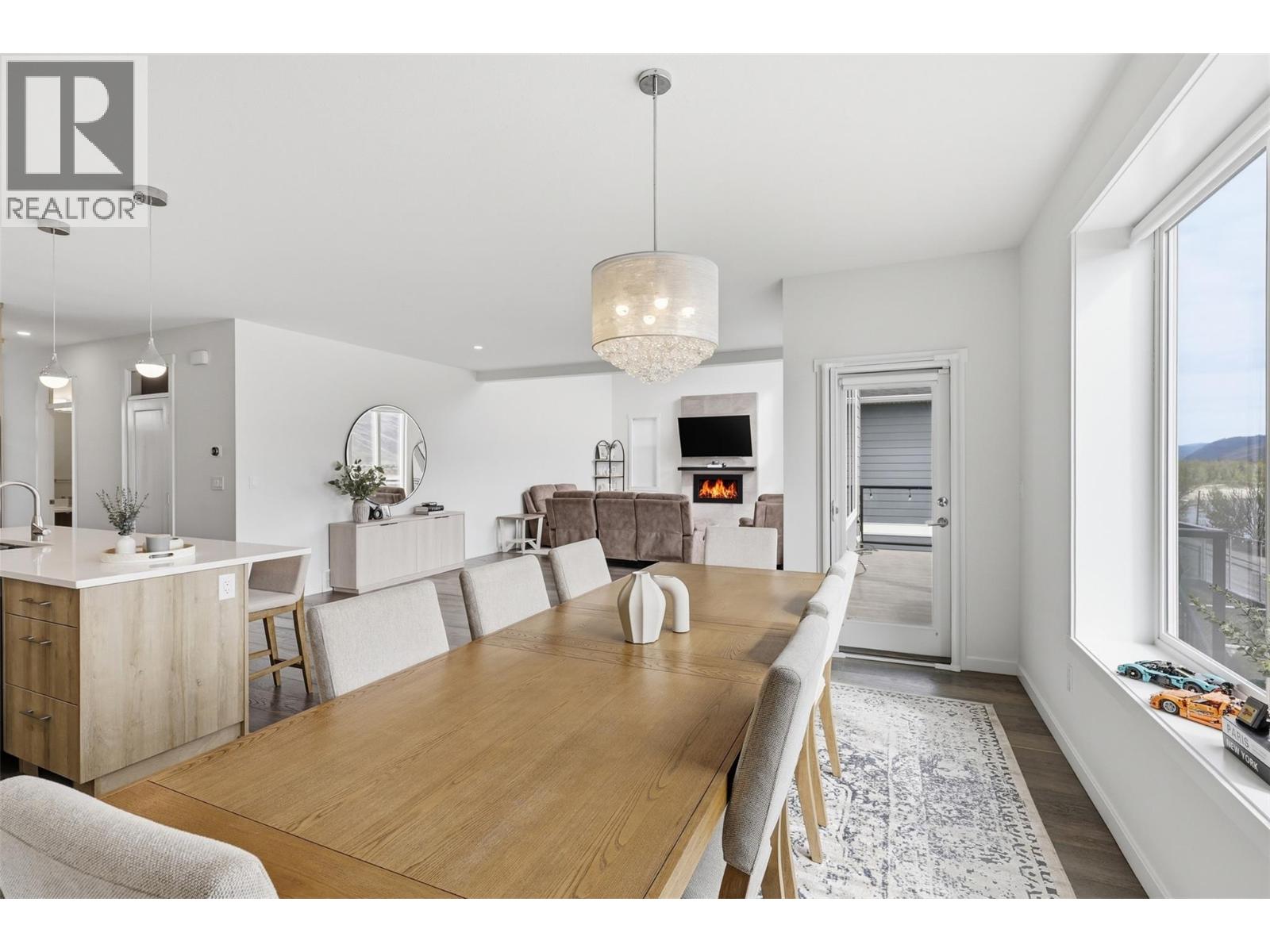 833 Woodrush Drive, Kamloops, British Columbia  V2B 0E3 - Photo 11 - 10384142