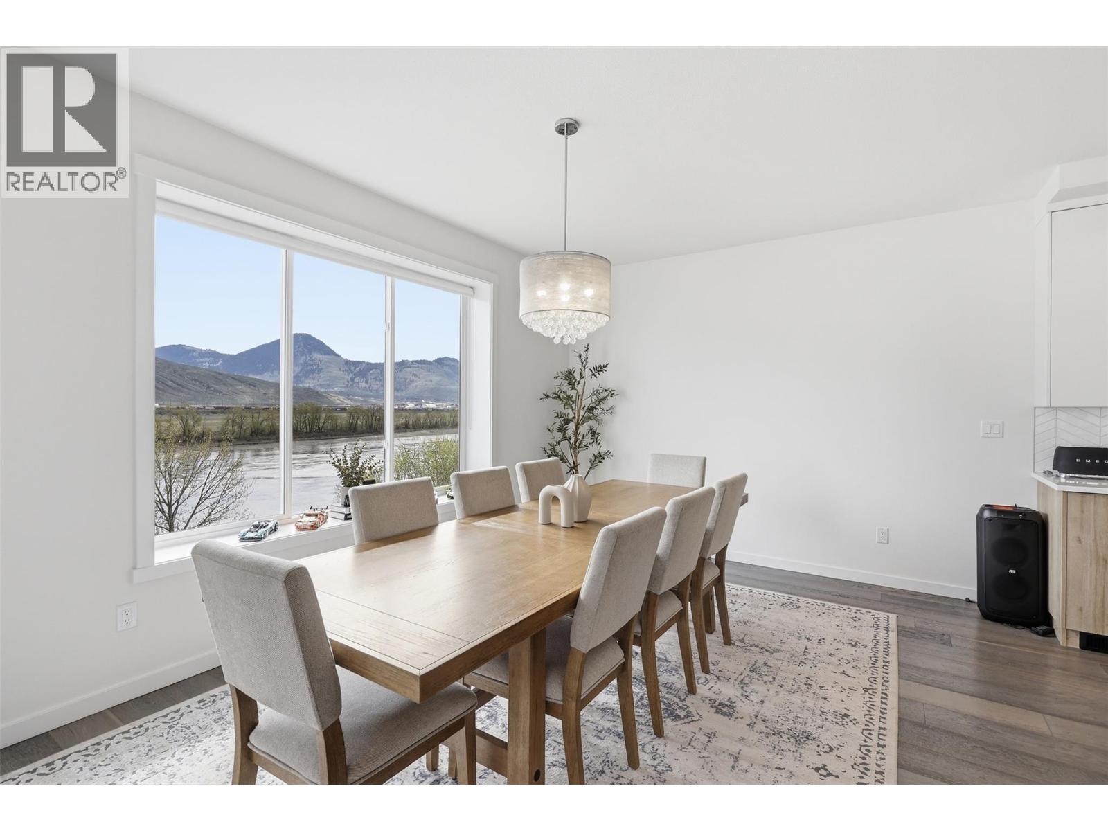 833 Woodrush Drive, Kamloops, British Columbia  V2B 0E3 - Photo 12 - 10384142