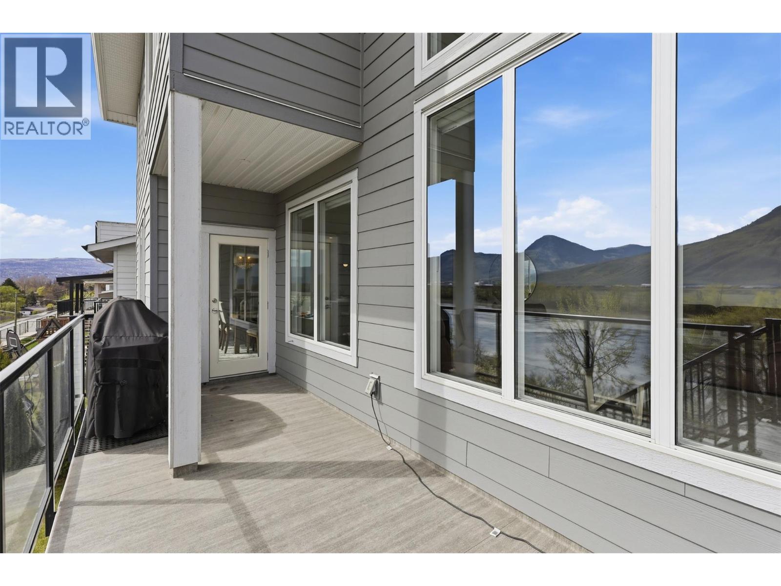 833 Woodrush Drive, Kamloops, British Columbia  V2B 0E3 - Photo 15 - 10384142