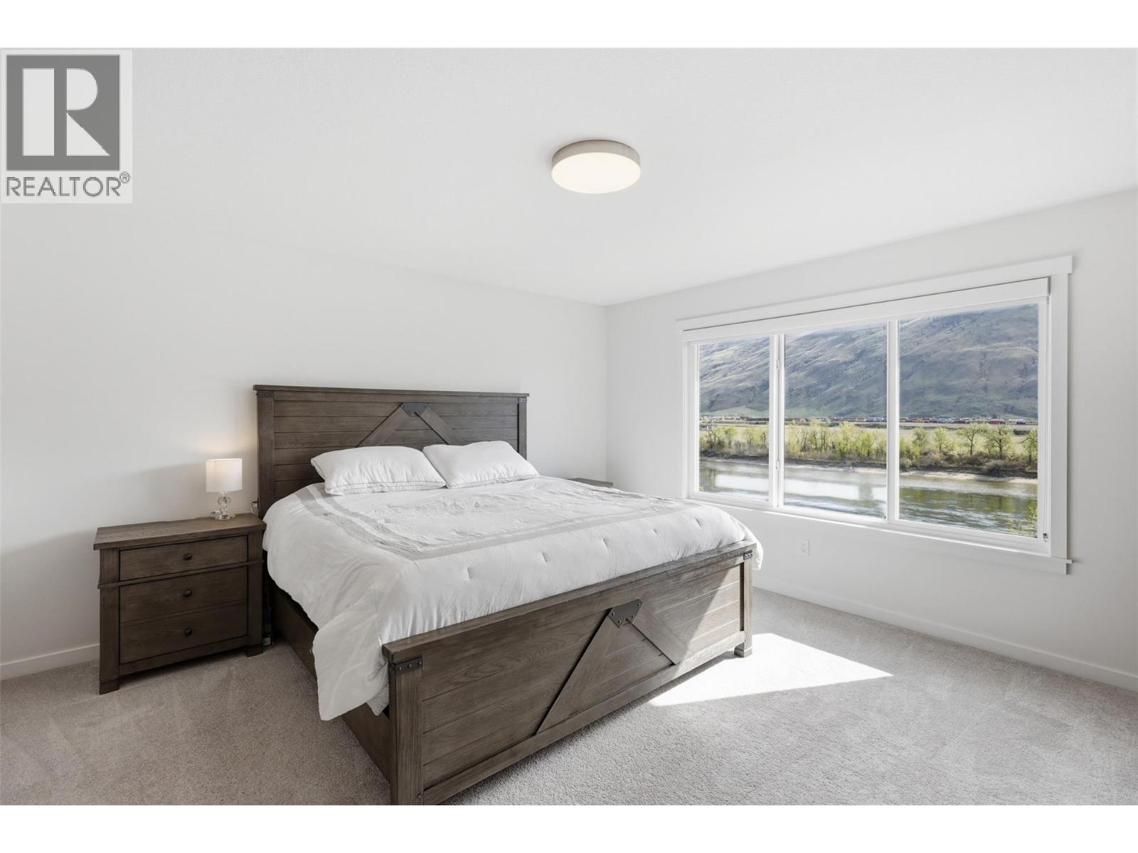 833 Woodrush Drive, Kamloops, British Columbia  V2B 0E3 - Photo 19 - 10384142