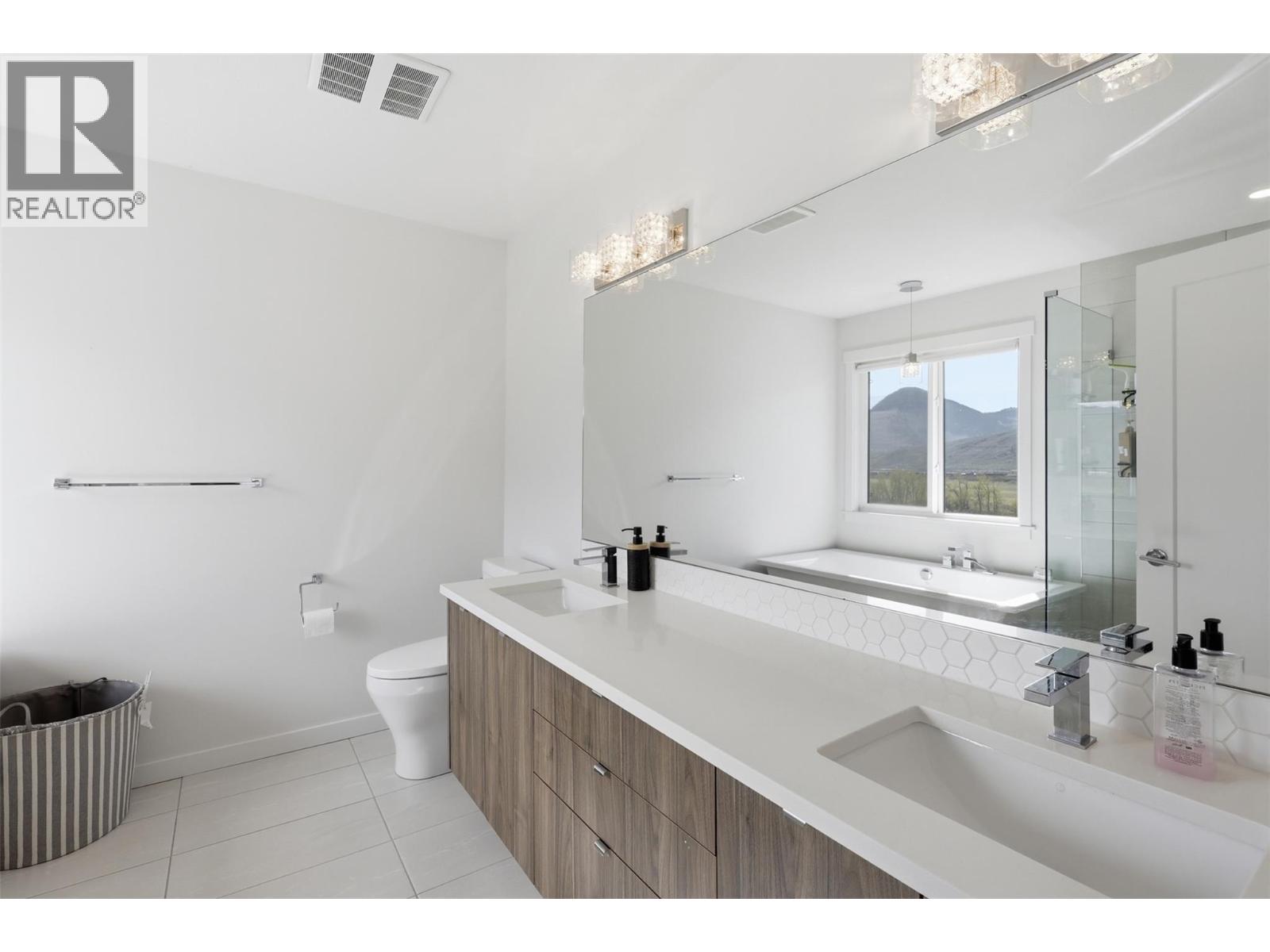 833 Woodrush Drive, Kamloops, British Columbia  V2B 0E3 - Photo 21 - 10384142