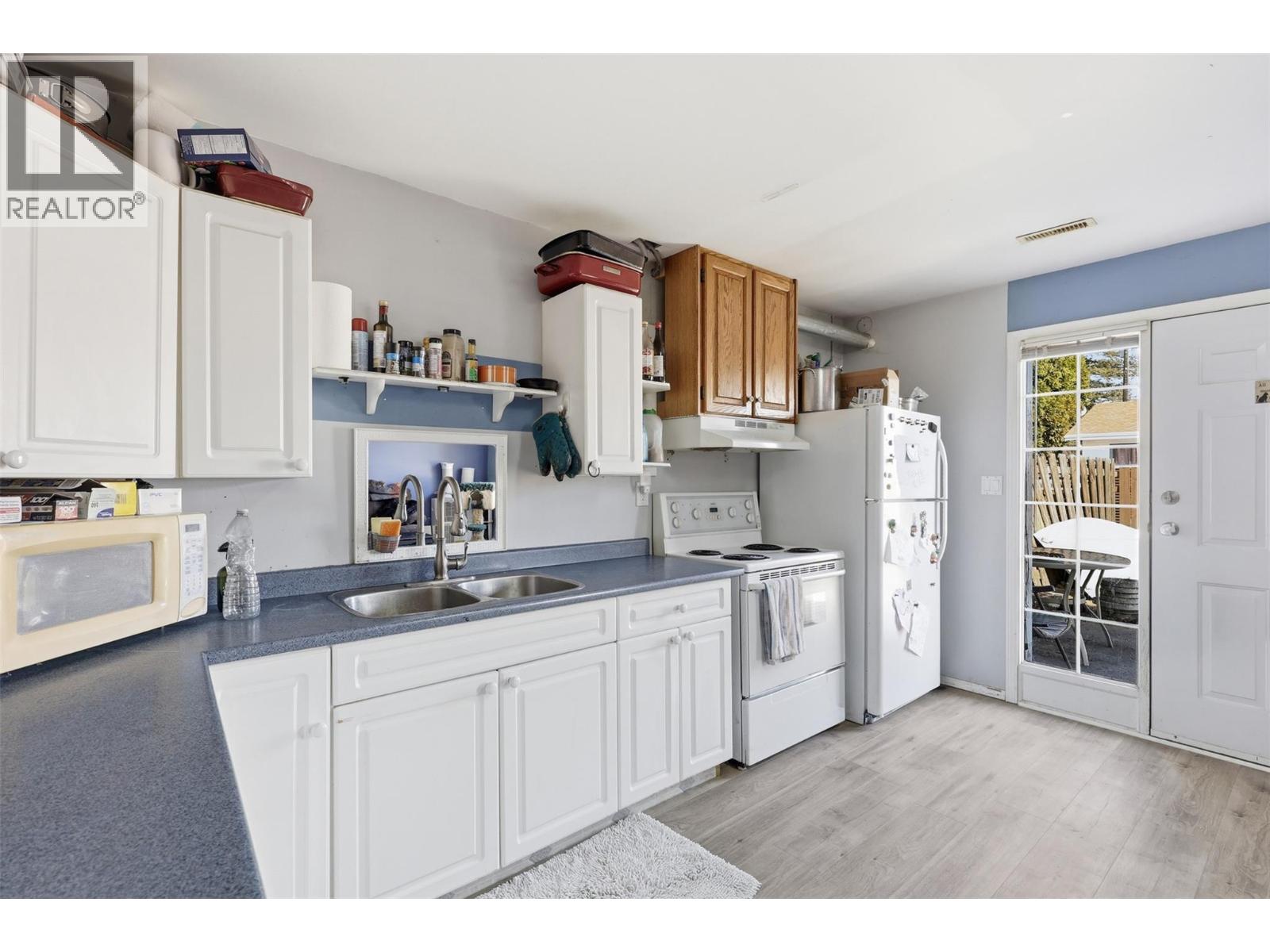 249 Juniper Avenue, Kamloops, British Columbia  V2B 1H8 - Photo 20 - 10384503