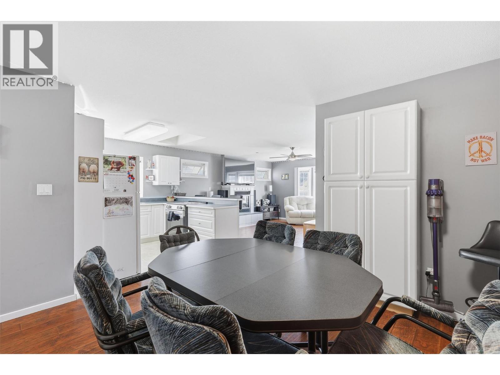 249 Juniper Avenue, Kamloops, British Columbia  V2B 1H8 - Photo 7 - 10384503