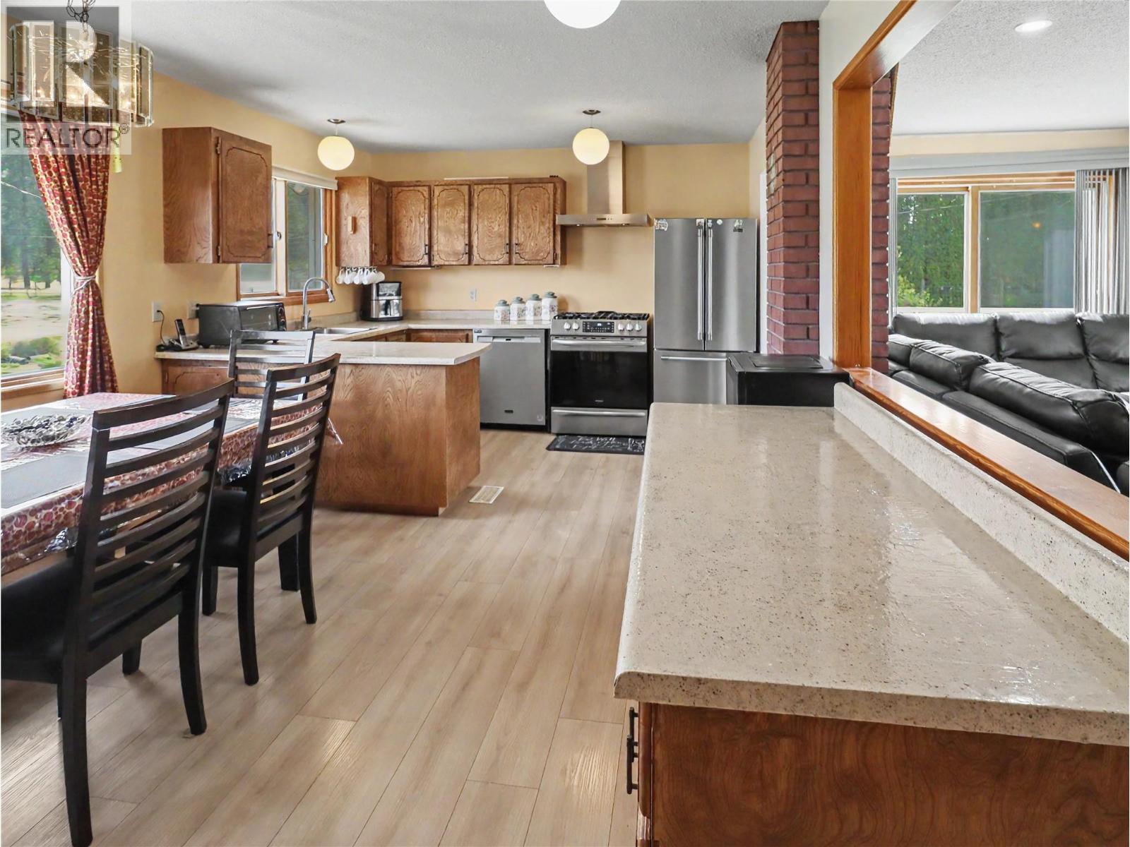 3845 Carson Road, Grand Forks, British Columbia  V0H 1H4 - Photo 15 - 10384493