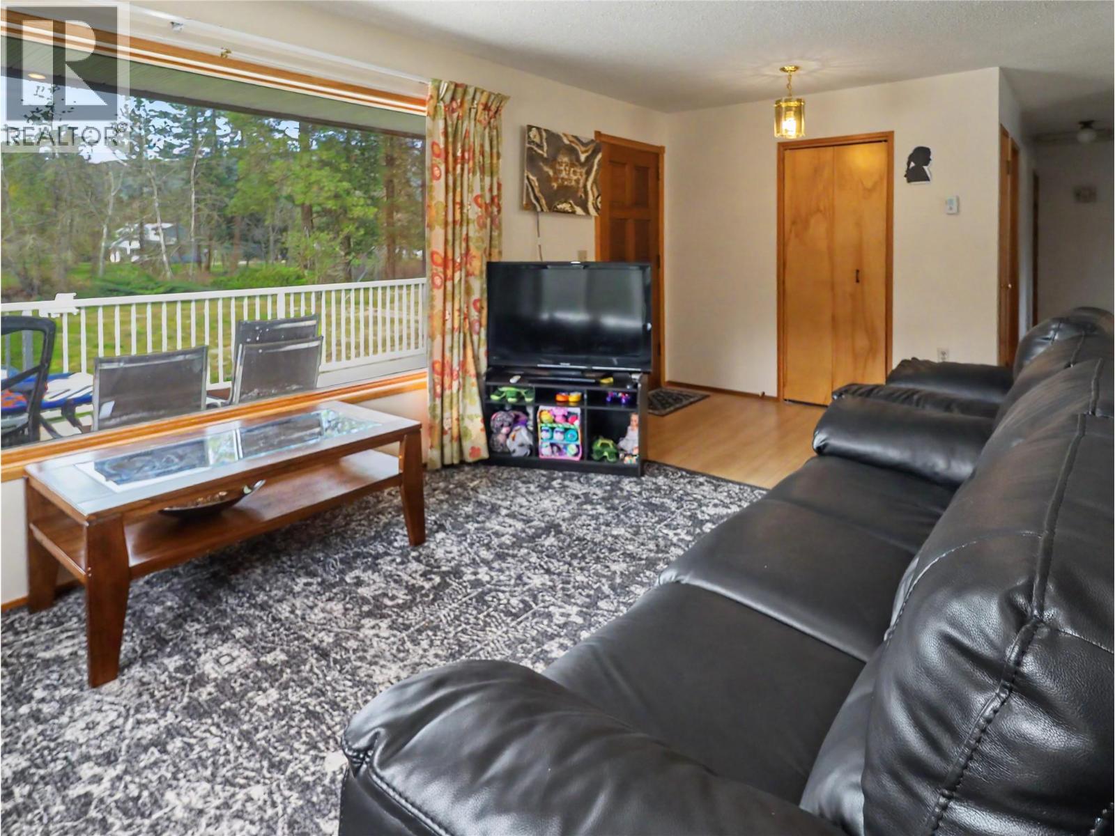 3845 Carson Road, Grand Forks, British Columbia  V0H 1H4 - Photo 16 - 10384493