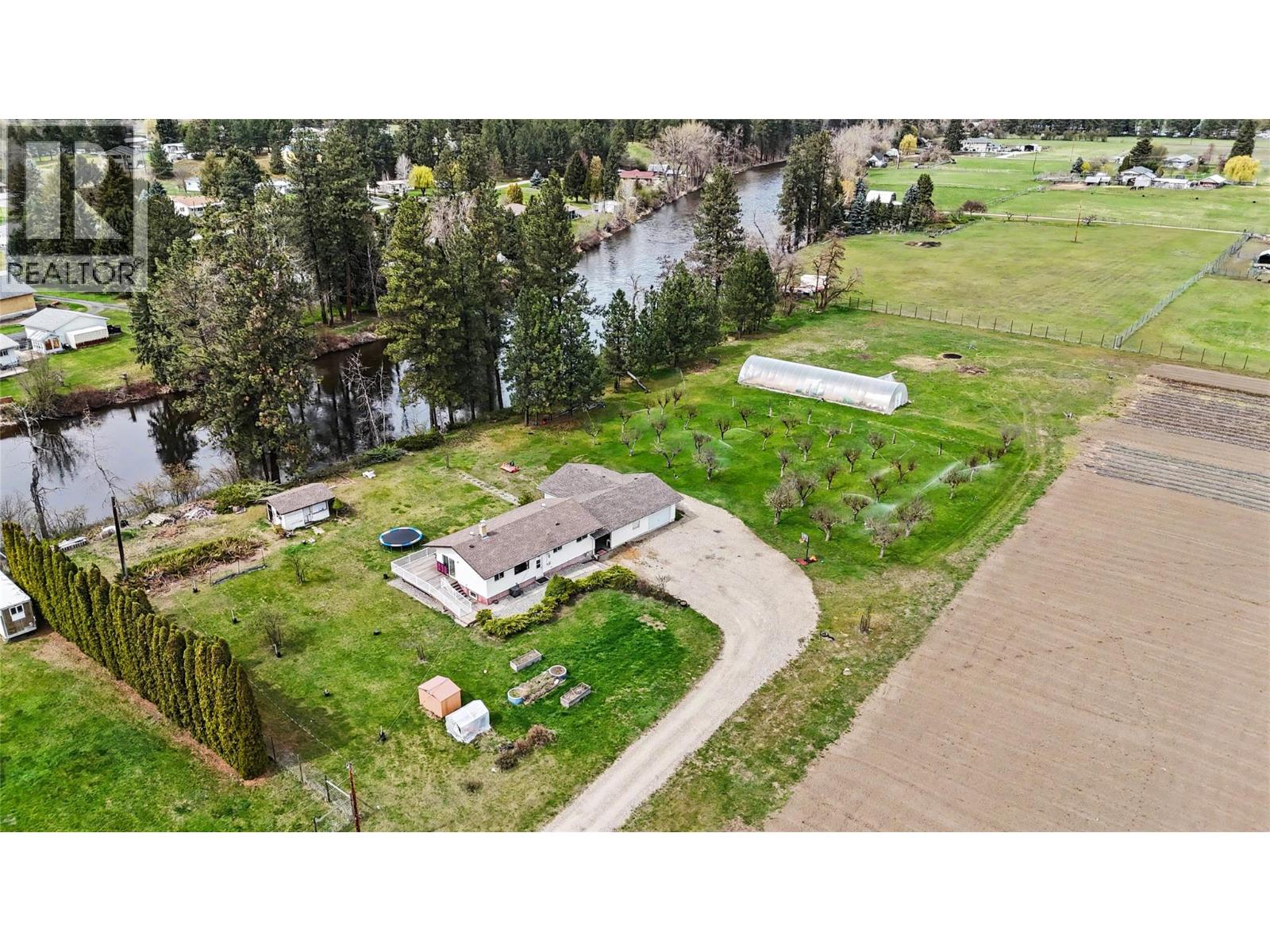 3845 Carson Road, Grand Forks, British Columbia  V0H 1H4 - Photo 6 - 10384493