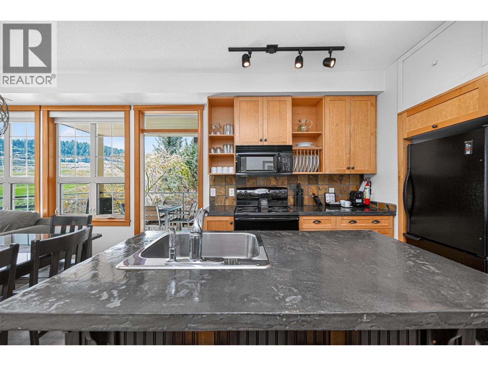 101 Village Centre Court Unit# 232 Lot# 6, Vernon, British Columbia  V1H 1Y8 - Photo 27 - 10384027