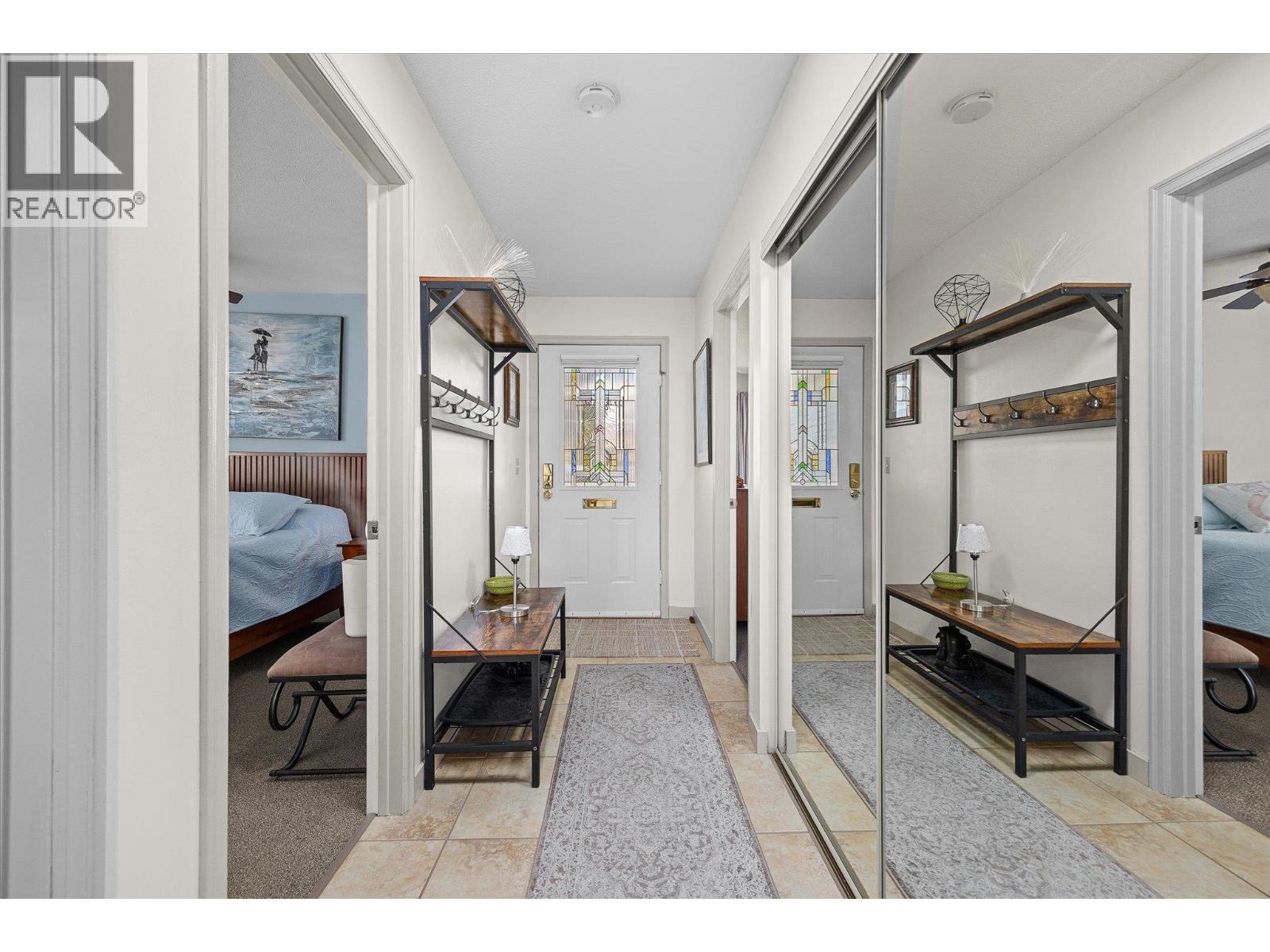 1101 Cameron Avenue Unit# 29, Kelowna, British Columbia  V1Y 8V7 - Photo 4 - 10384484