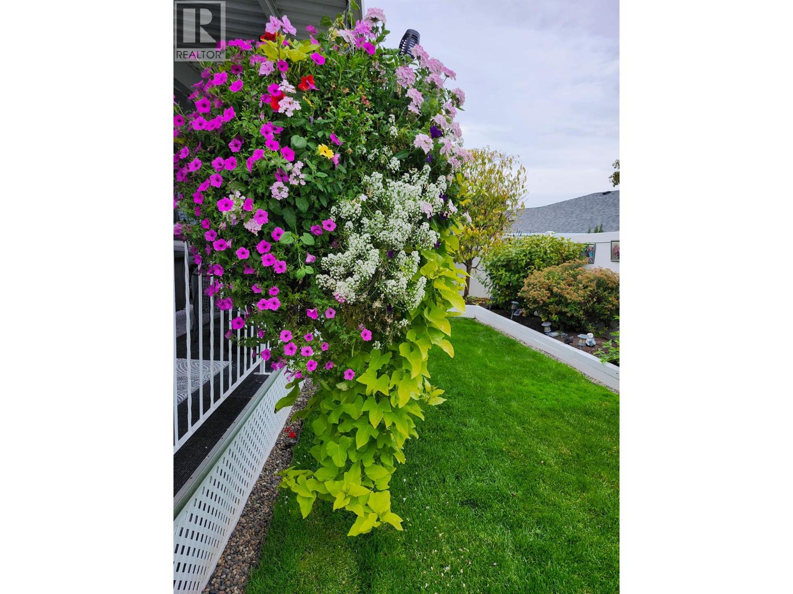 1101 Cameron Avenue Unit# 29, Kelowna, British Columbia  V1Y 8V7 - Photo 59 - 10384484