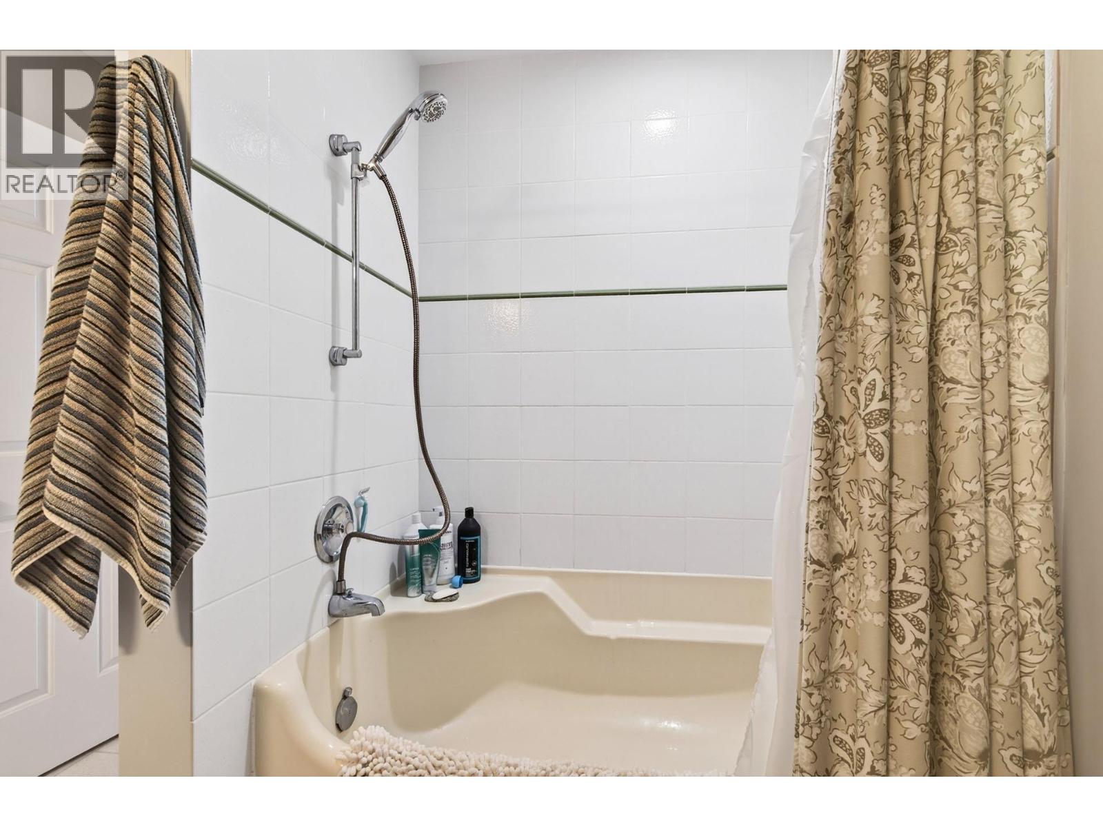 1801 Paul Lake Road Unit# 25, Kamloops, British Columbia  V2H 1N7 - Photo 19 - 10384504