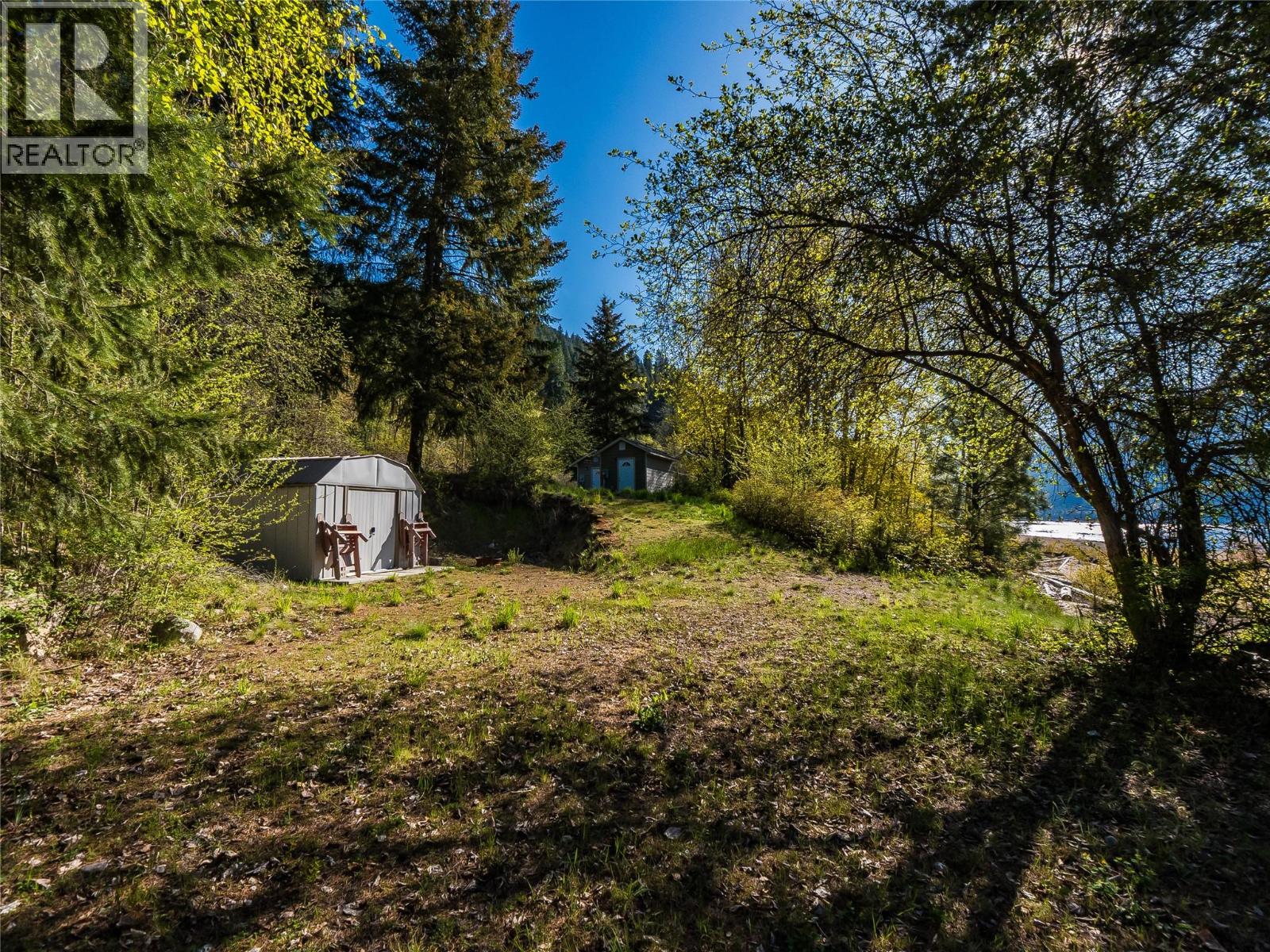 5378 Broadwater Road, Castlegar, British Columbia  V2N 4V8 - Photo 7 - 10383722