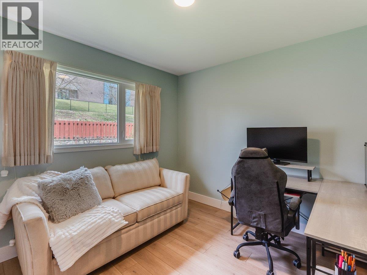 3557 Highway Drive, Trail, British Columbia  V1R 2T9 - Photo 23 - 10384413