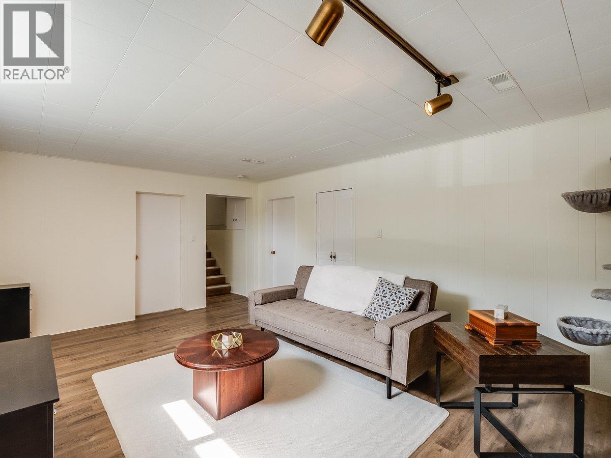 3557 Highway Drive, Trail, British Columbia  V1R 2T9 - Photo 31 - 10384413