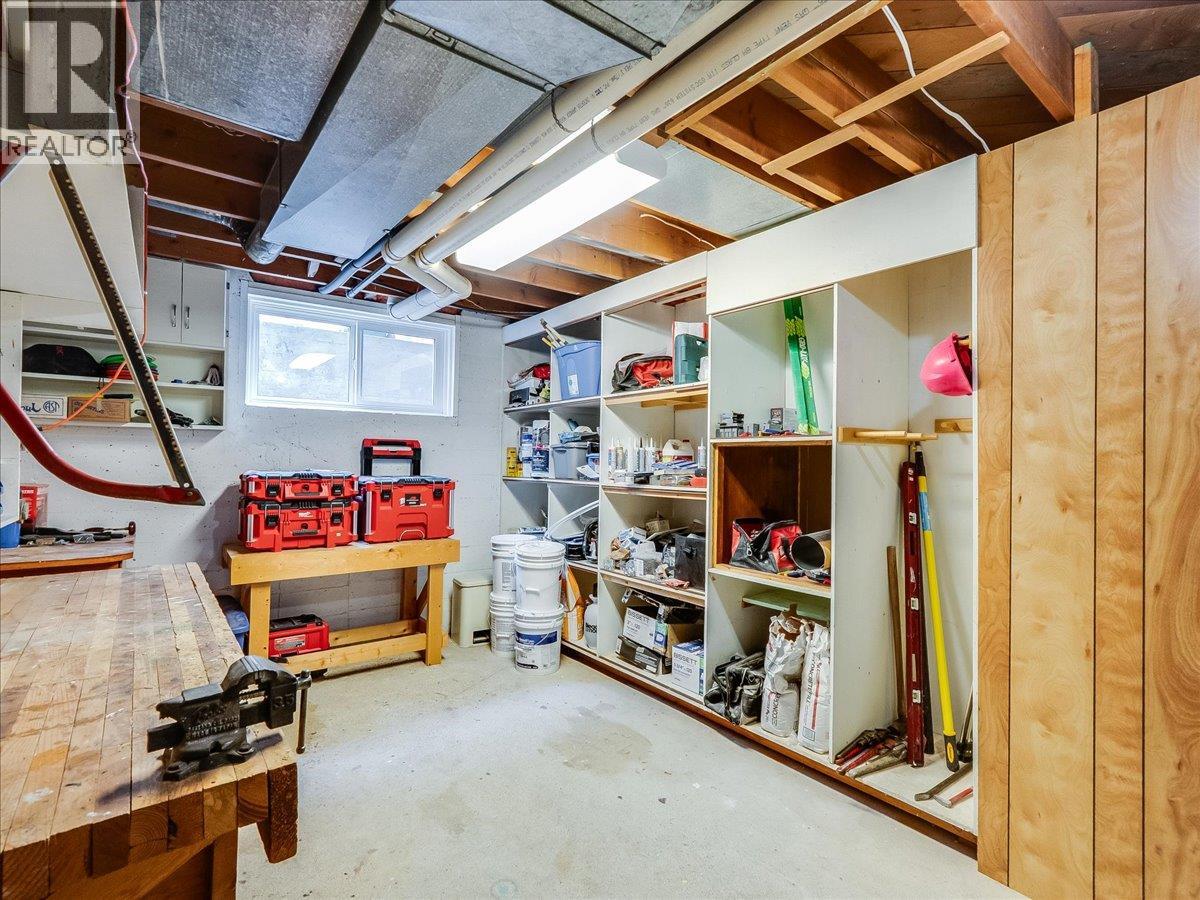 3557 Highway Drive, Trail, British Columbia  V1R 2T9 - Photo 35 - 10384413