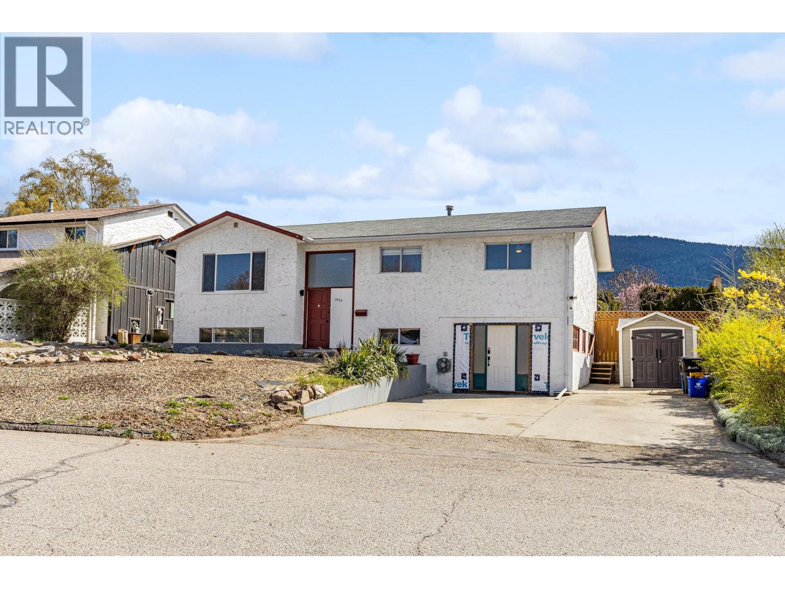 3103 13th Street, Vernon, British Columbia  V1T 6T6 - Photo 4 - 10384177