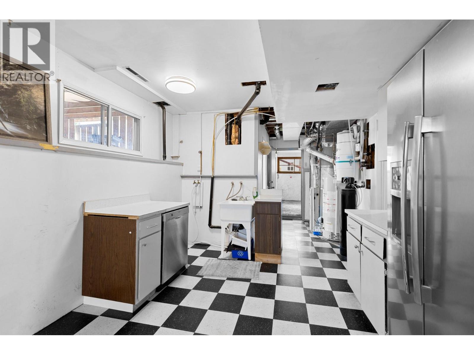 3103 13th Street, Vernon, British Columbia  V1T 6T6 - Photo 40 - 10384177