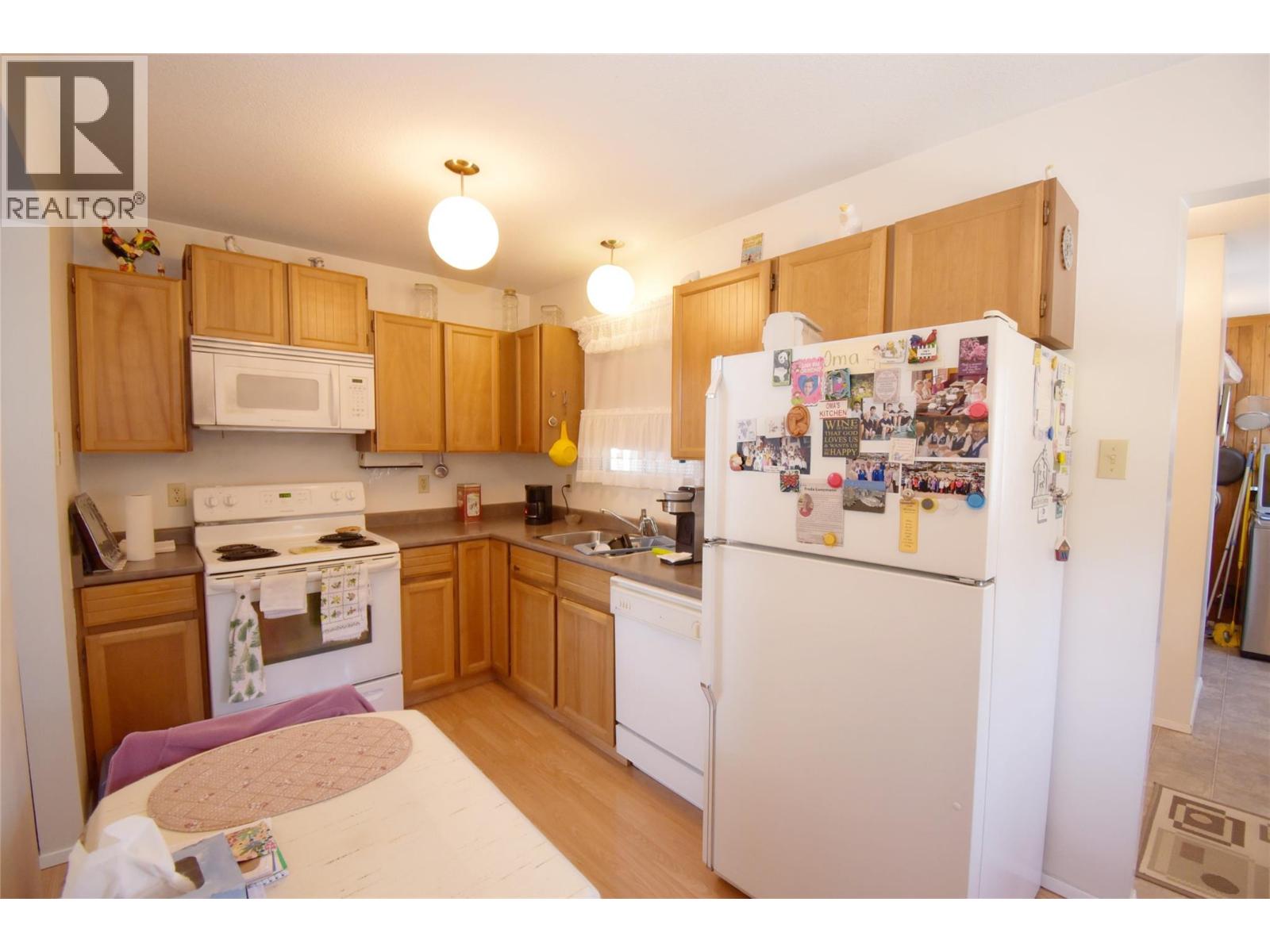 5755 Mcclure Road, Vernon, British Columbia  V1B 3R1 - Photo 13 - 10384060