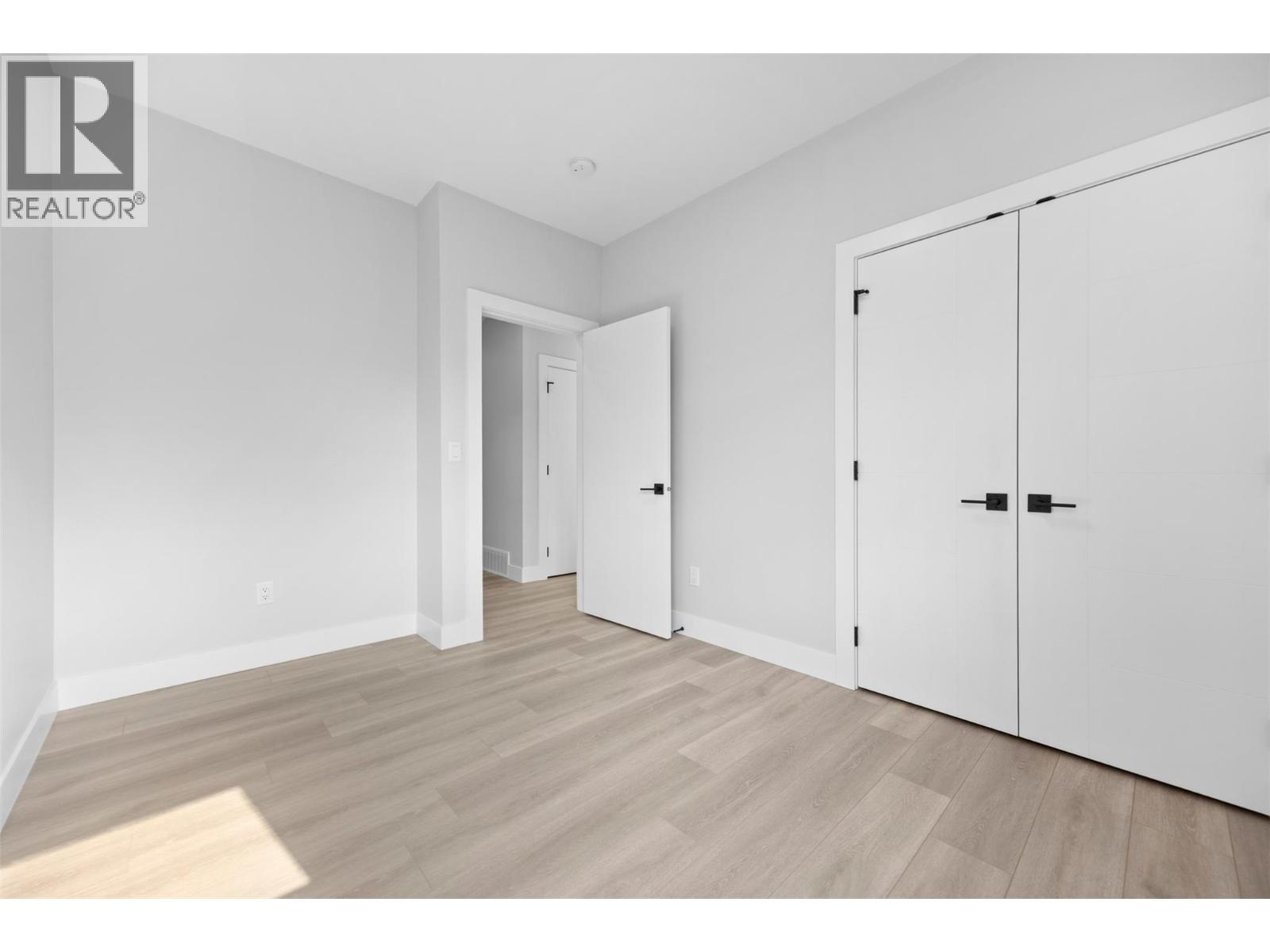 954 Stockwell Avenue Unit# 1, Kelowna, British Columbia  V1Y 6W2 - Photo 21 - 10382162